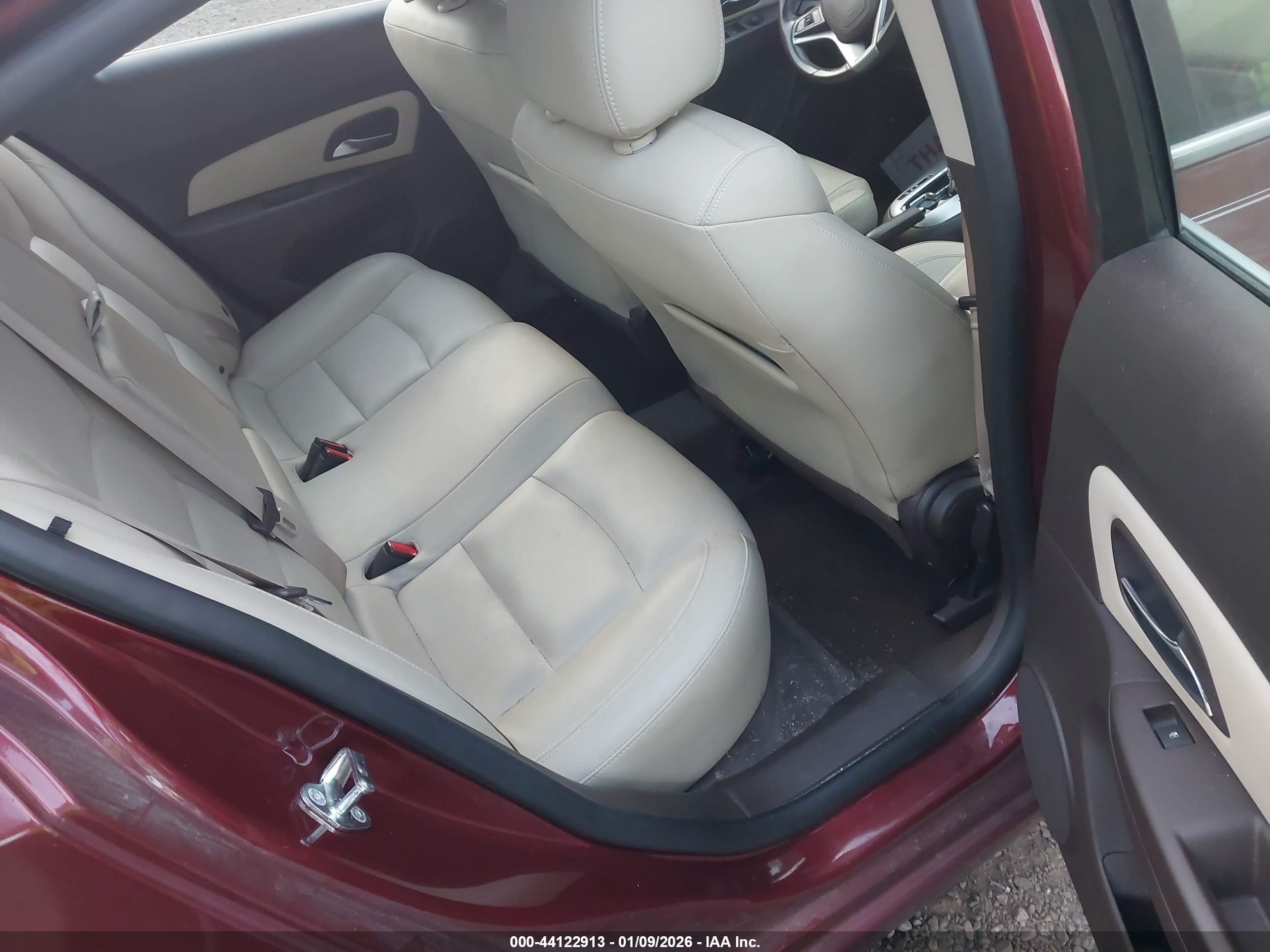 CHEVROLET CRUZE image 8