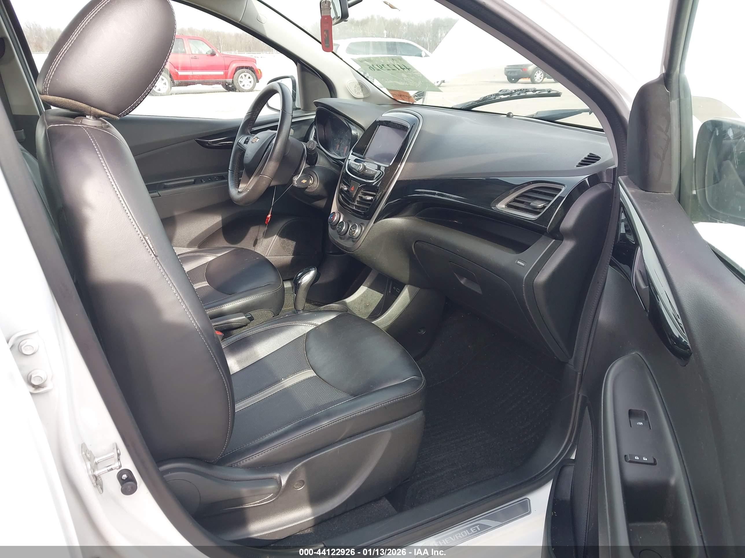 CHEVROLET SPARK image 5
