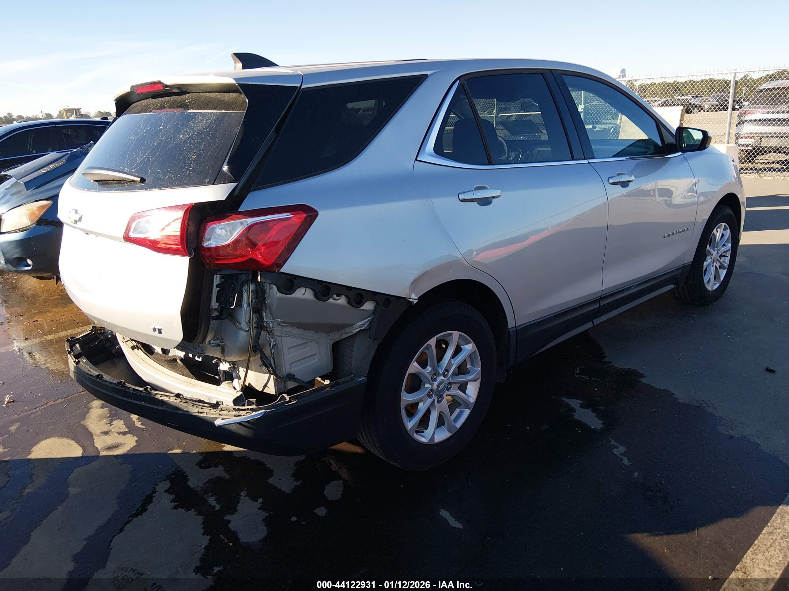 CHEVROLET EQUINOX image 4
