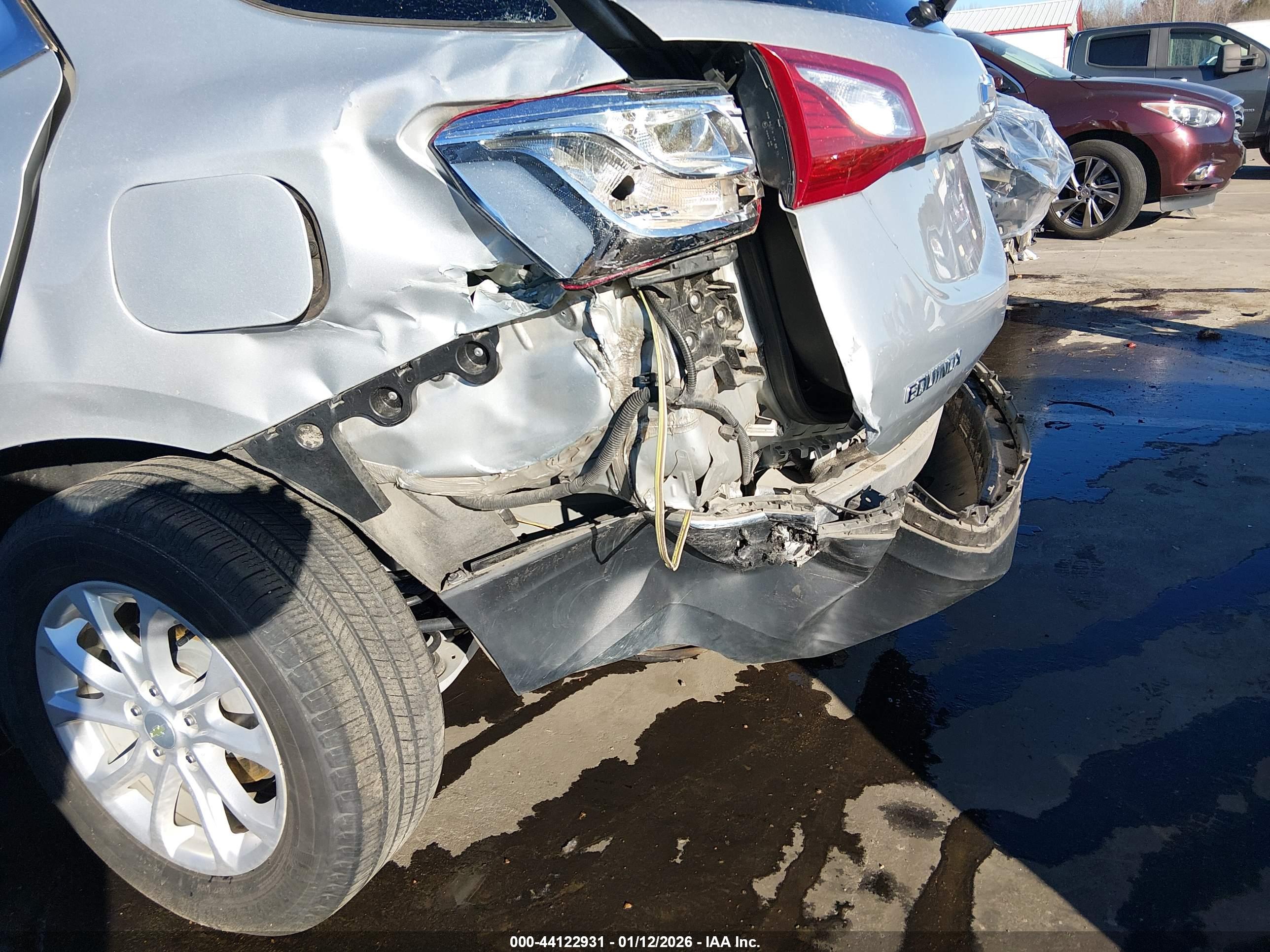 CHEVROLET EQUINOX image 6
