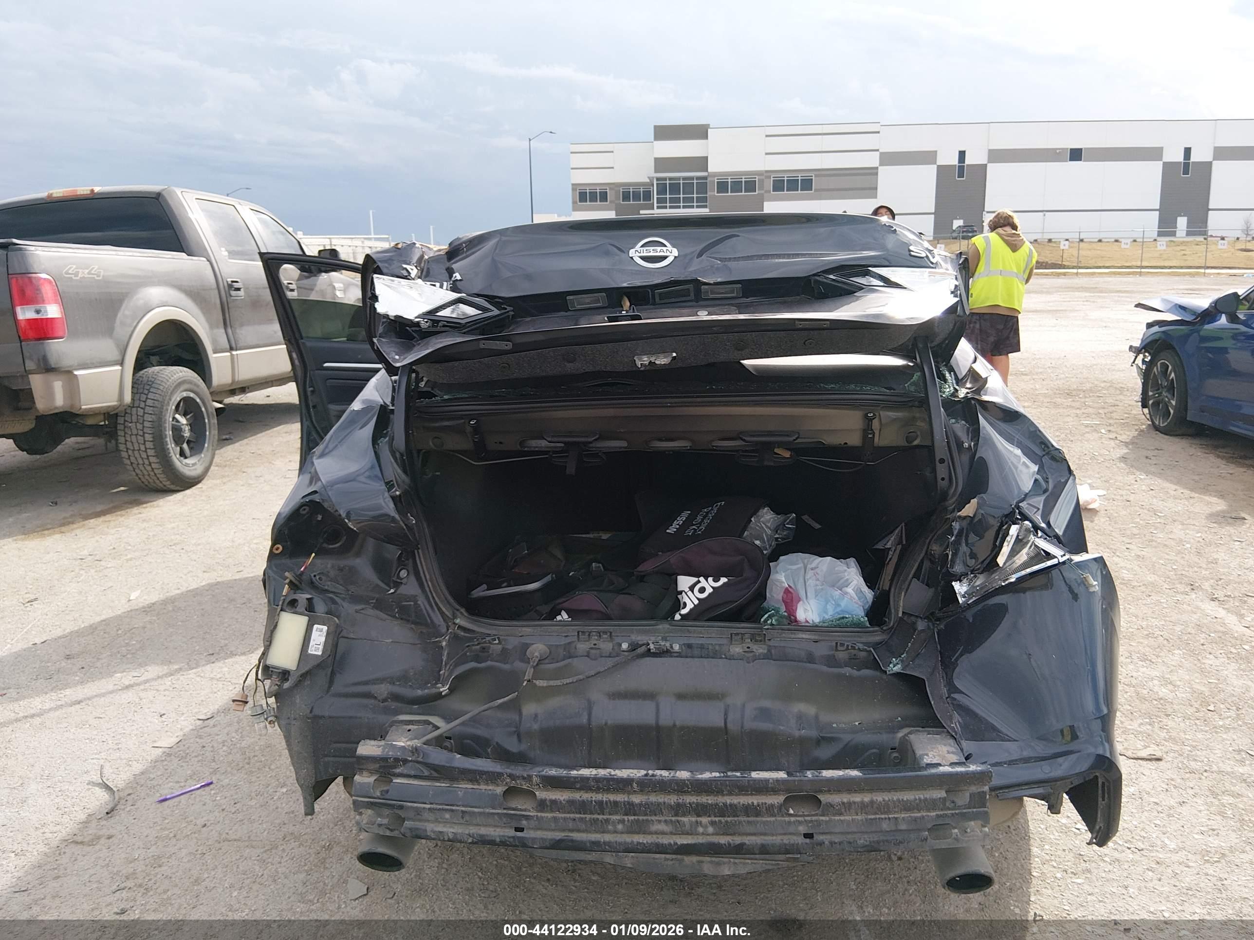 NISSAN ALTIMA image 6