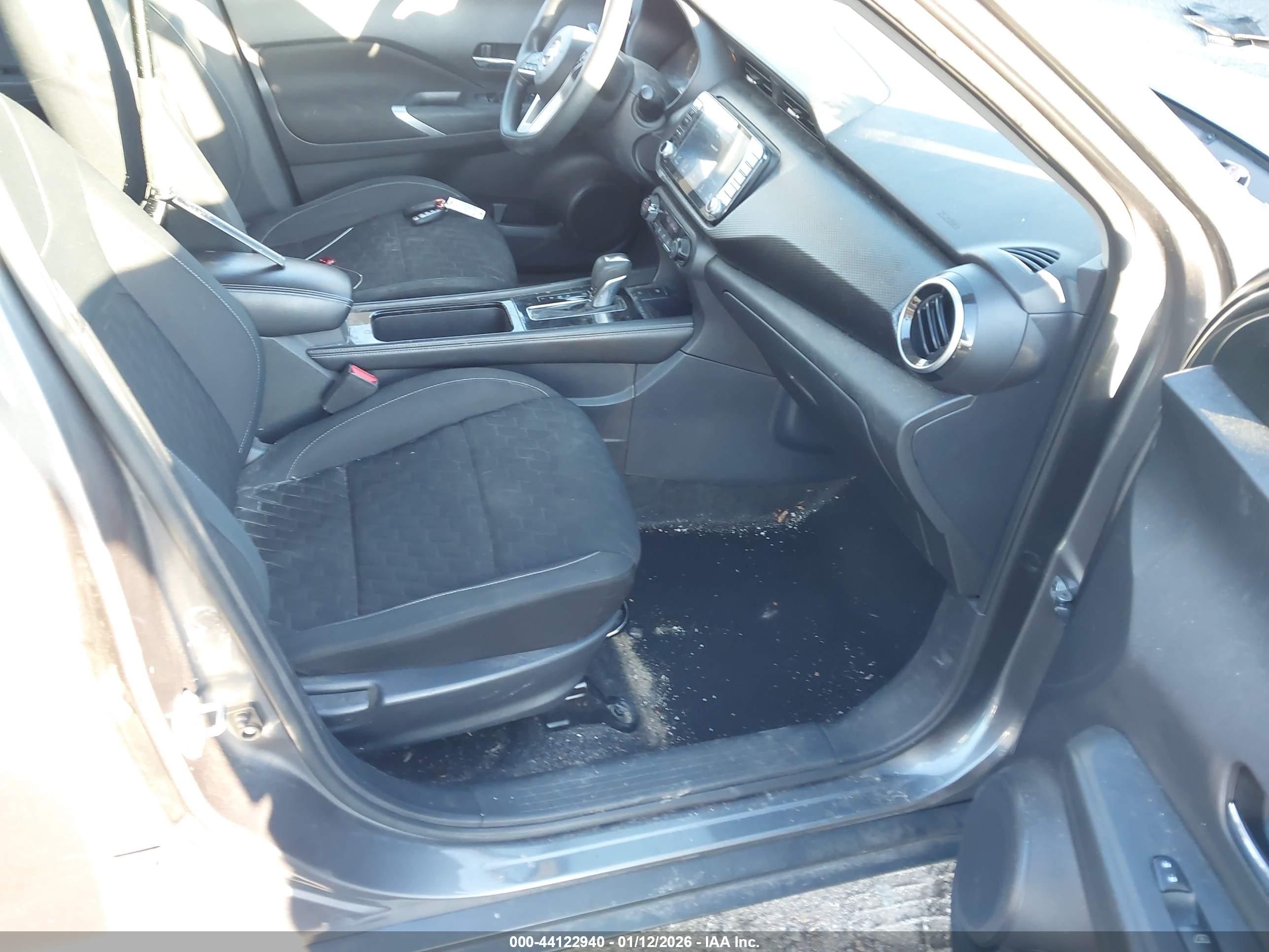 NISSAN KICKS image 5