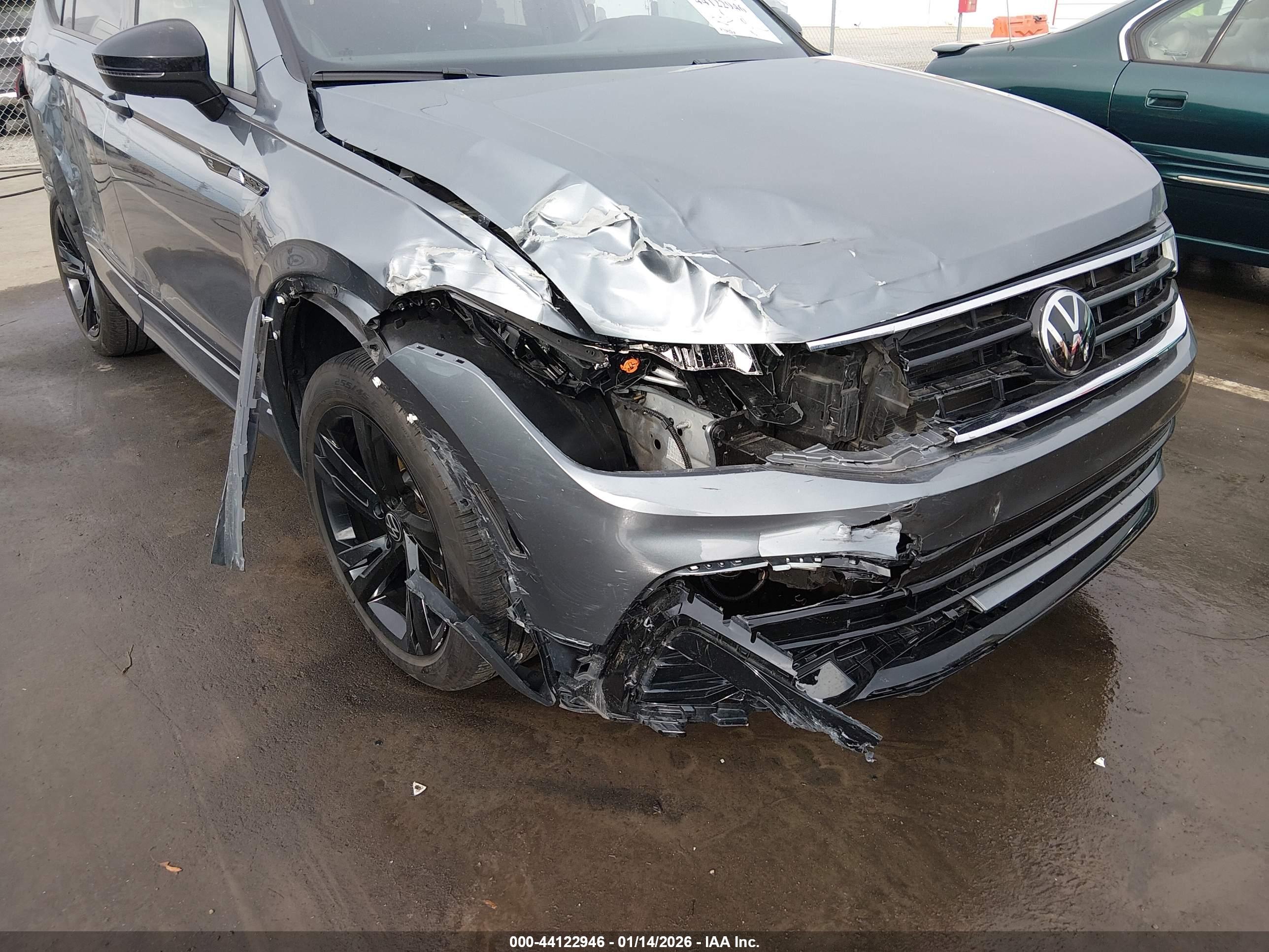 VOLKSWAGEN TIGUAN image 6