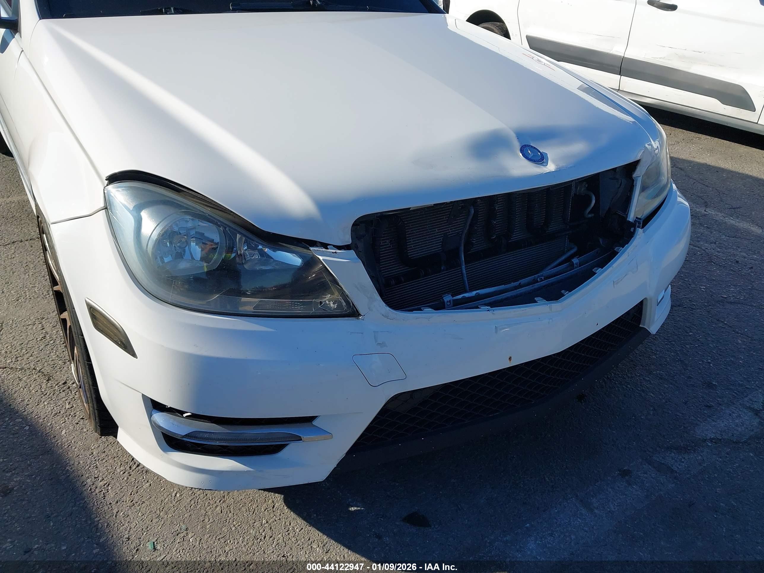 MERCEDES-BENZ C image 6