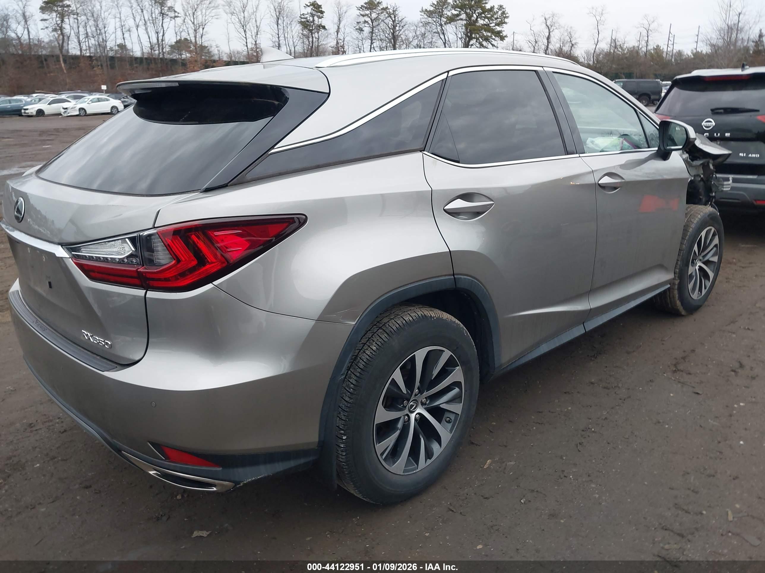 LEXUS RX image 4