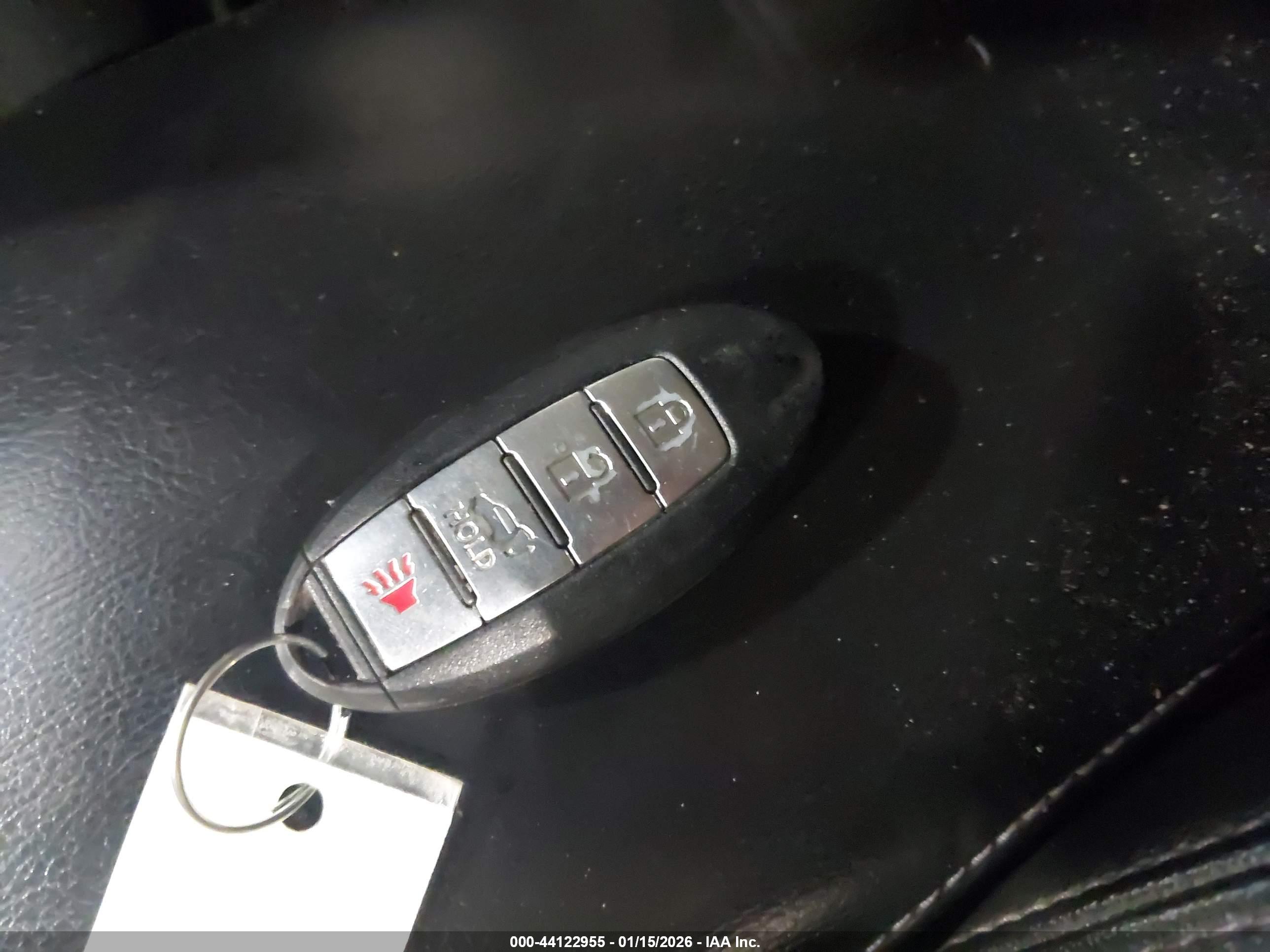 NISSAN ROGUE image 11