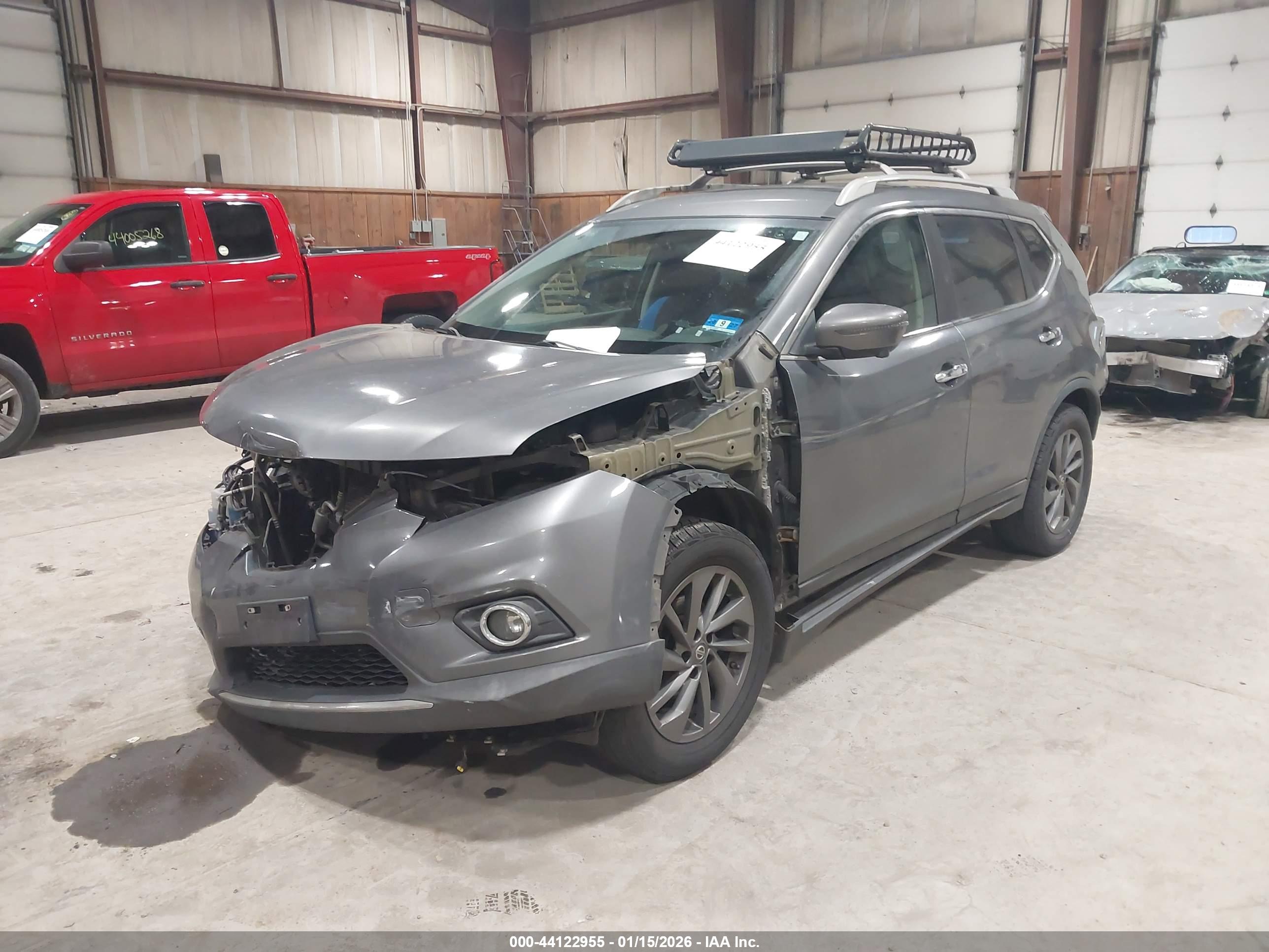 NISSAN ROGUE image 2