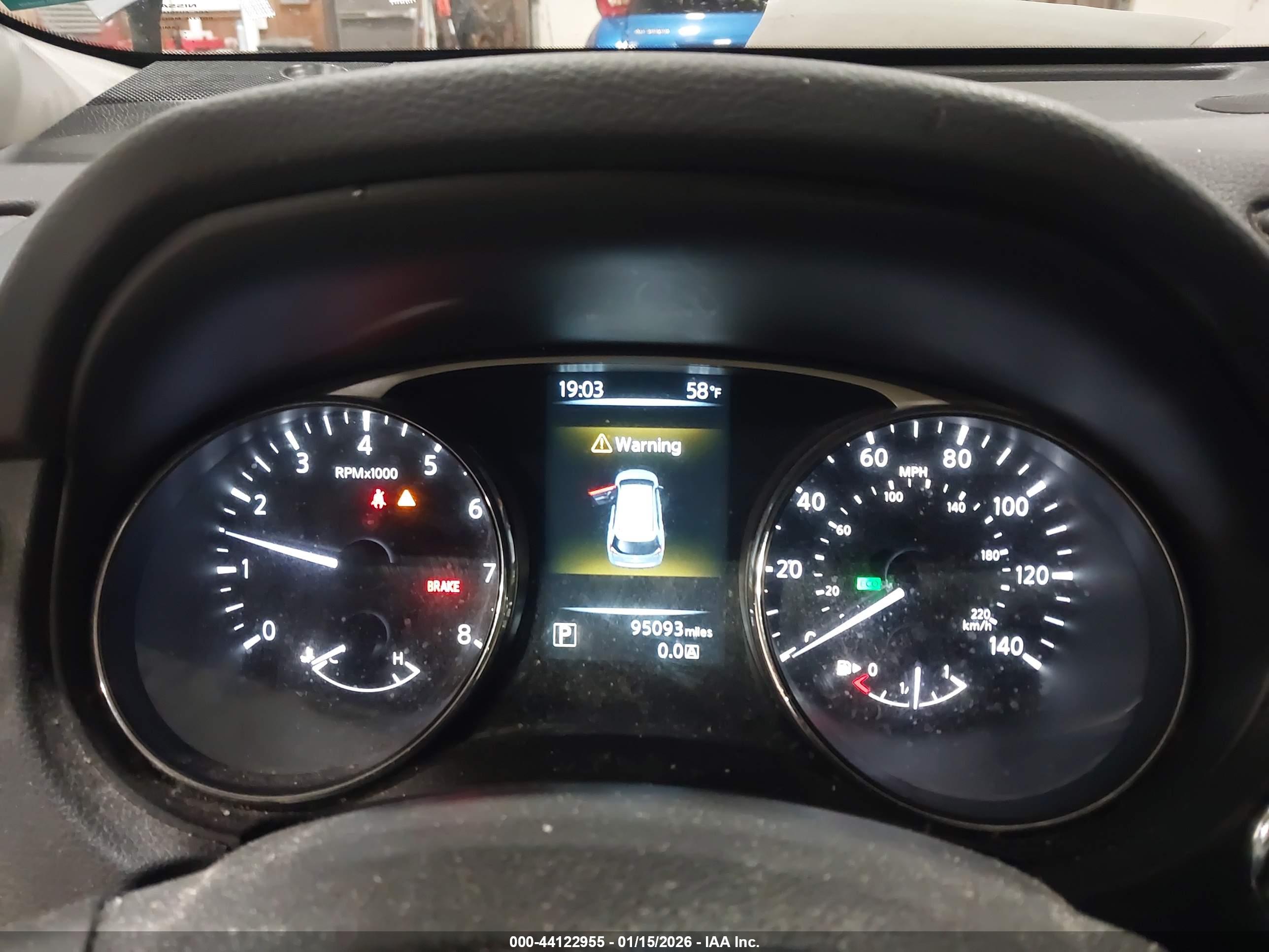 NISSAN ROGUE image 7