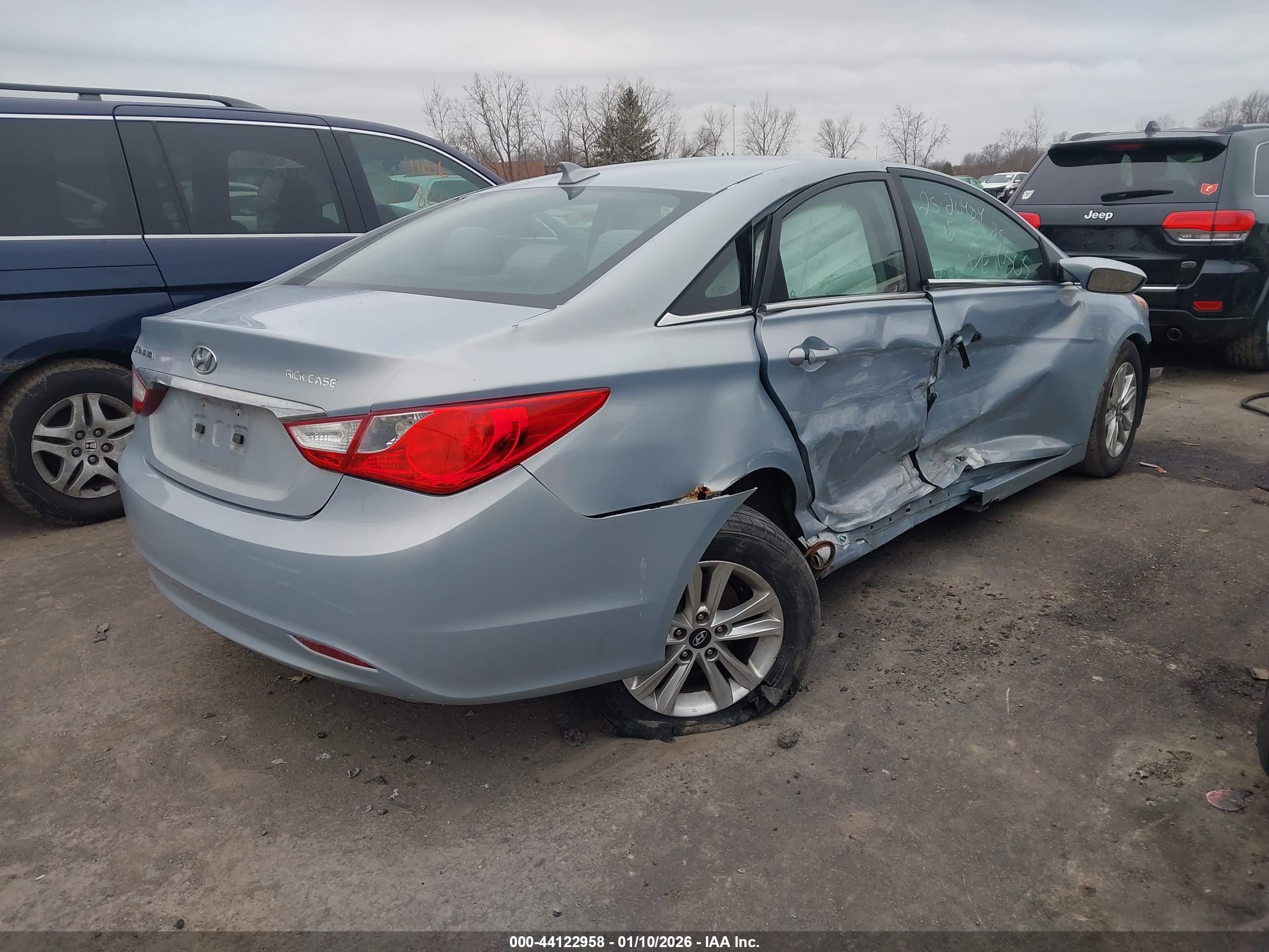 HYUNDAI SONATA image 4