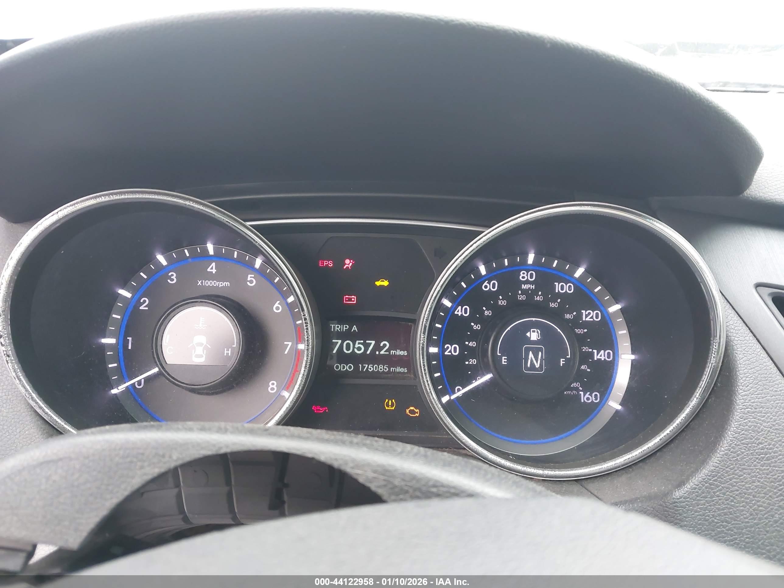 HYUNDAI SONATA image 7
