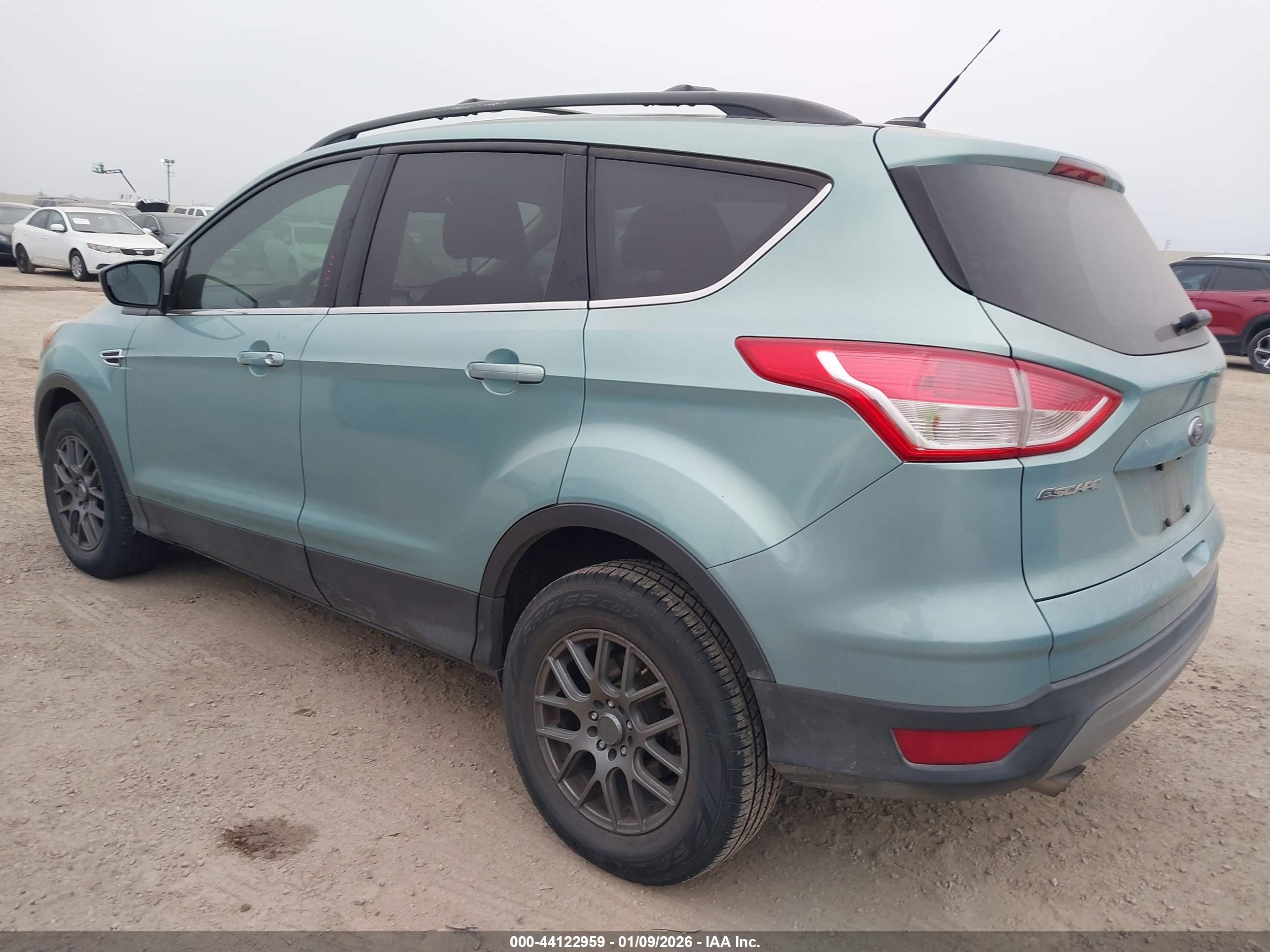 FORD ESCAPE image 3