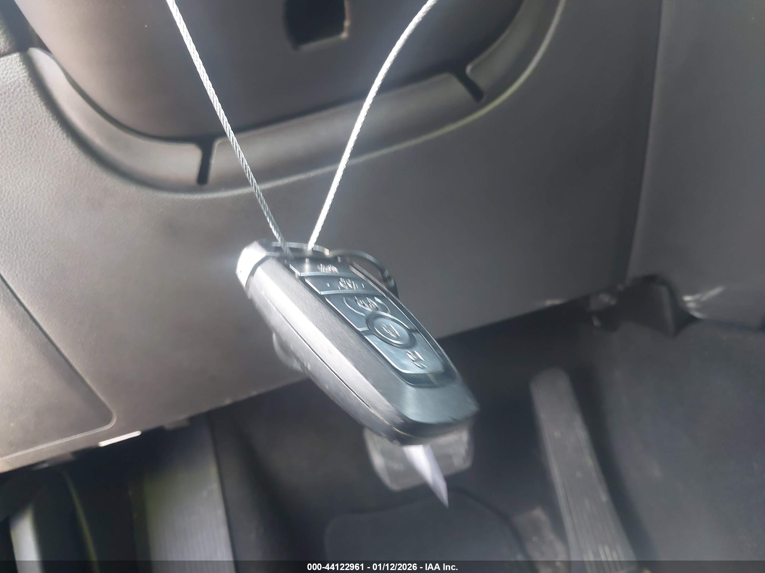 FORD EXPLORER image 11