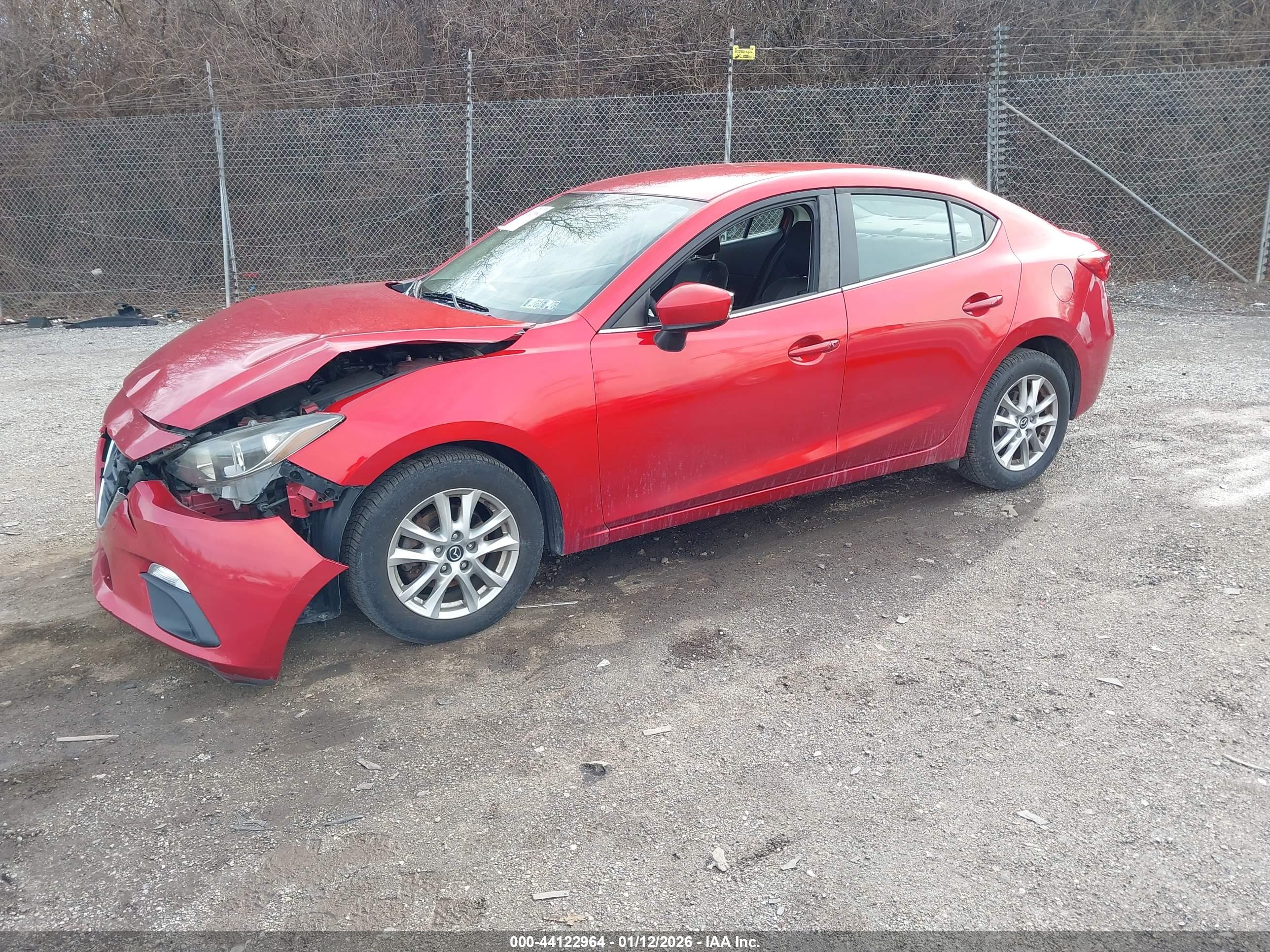 MAZDA MAZDA3 image 2