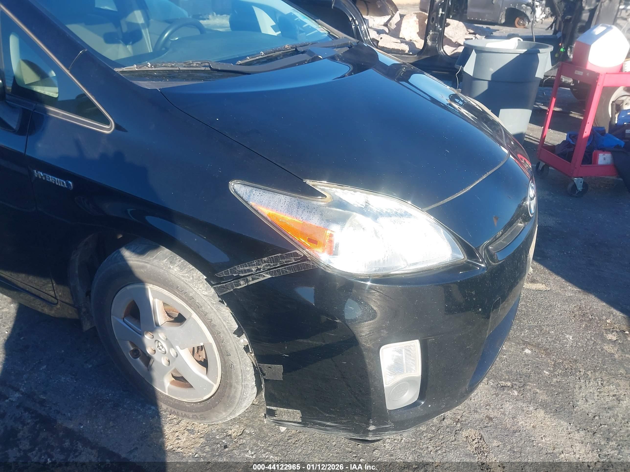 TOYOTA PRIUS image 6