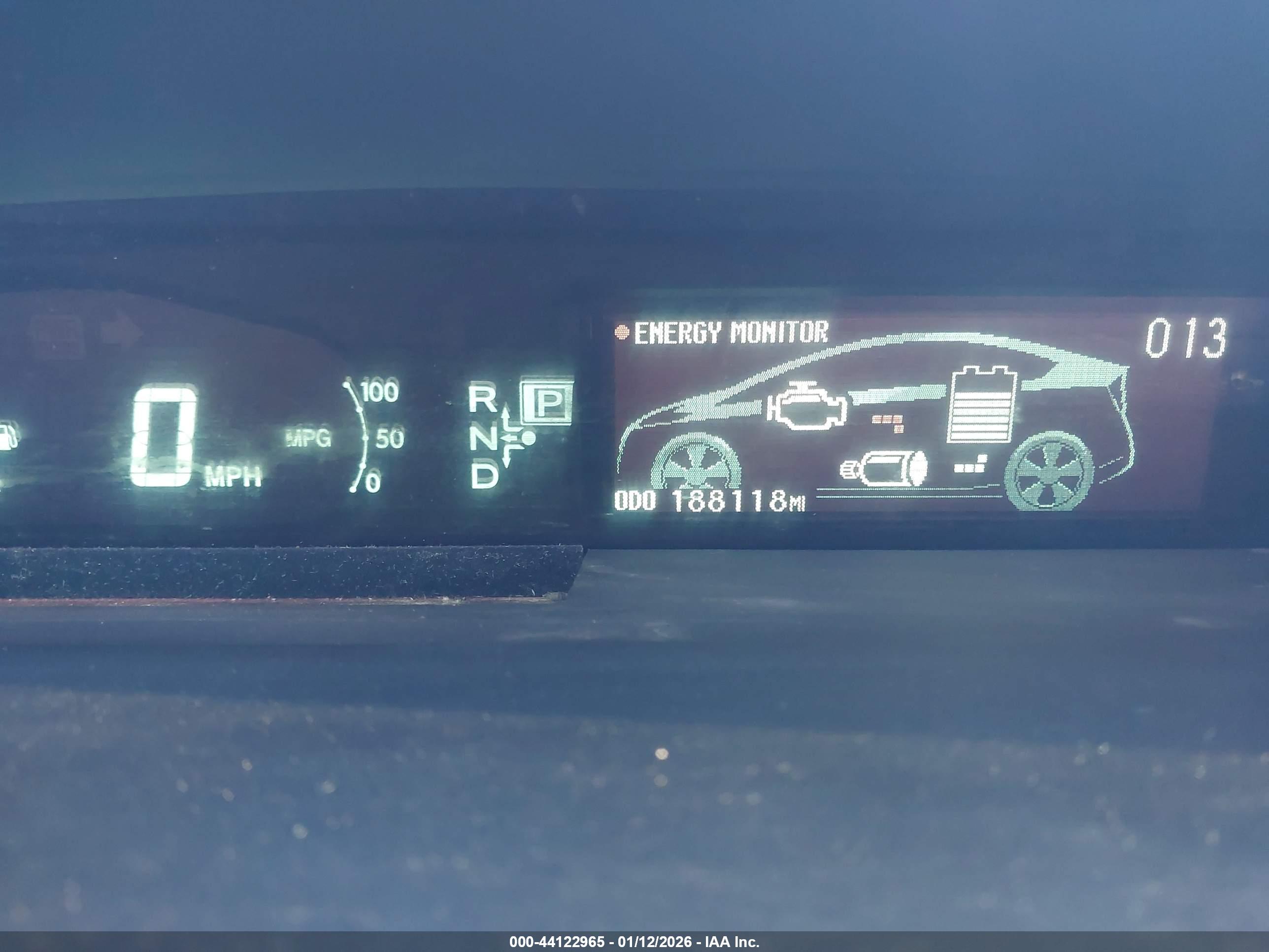 TOYOTA PRIUS image 7