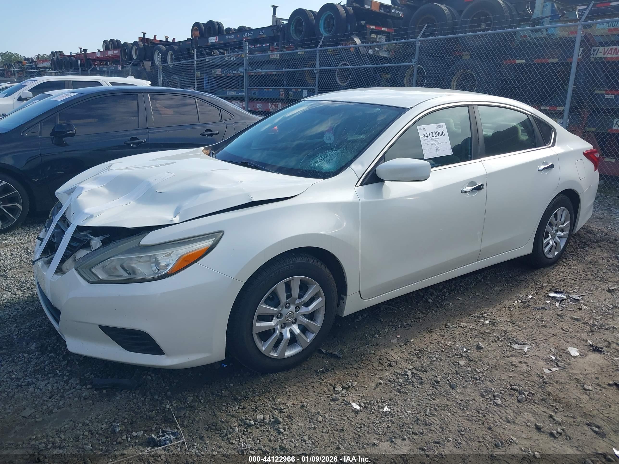 NISSAN ALTIMA image 2