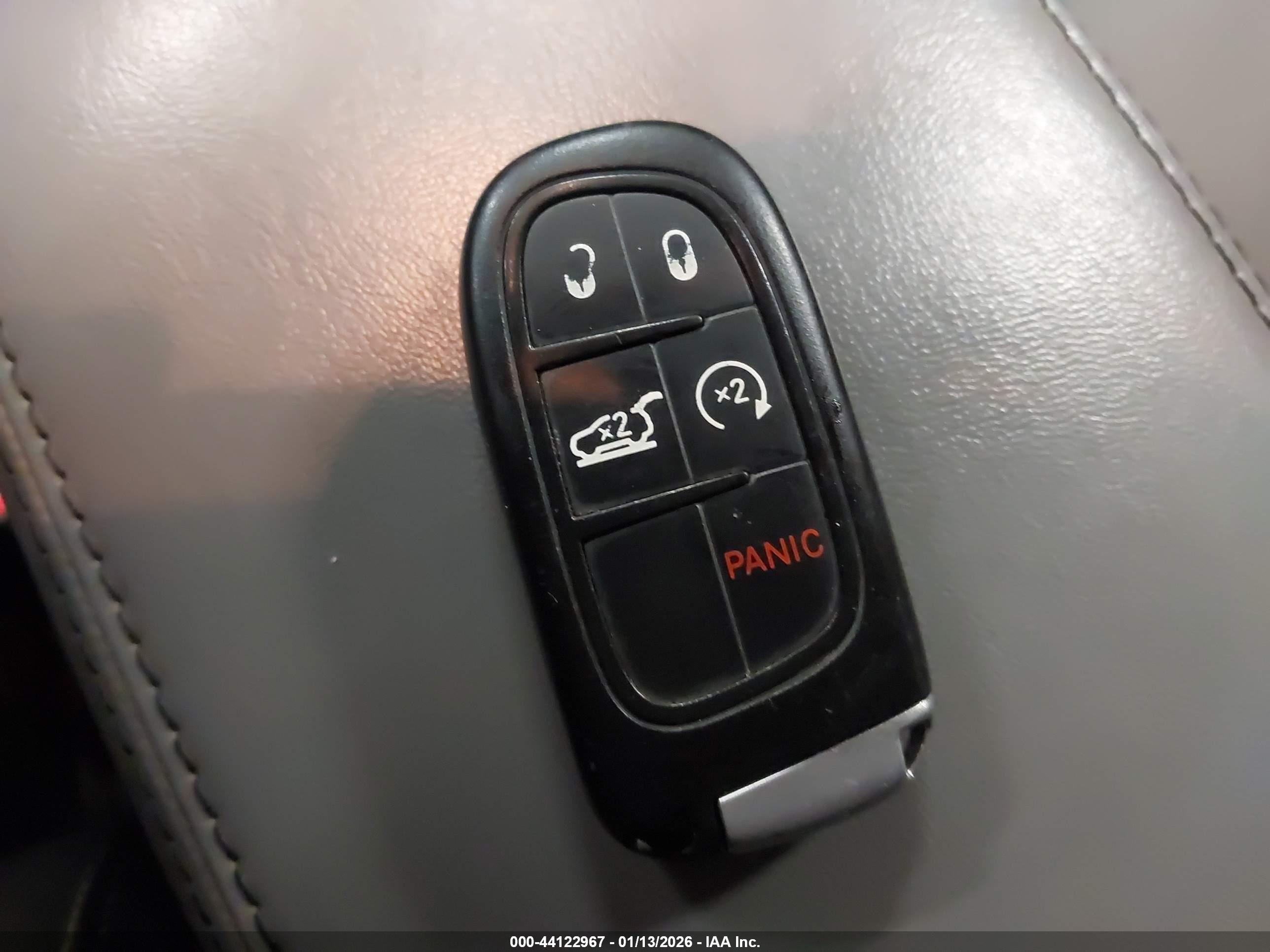 JEEP CHEROKEE image 11