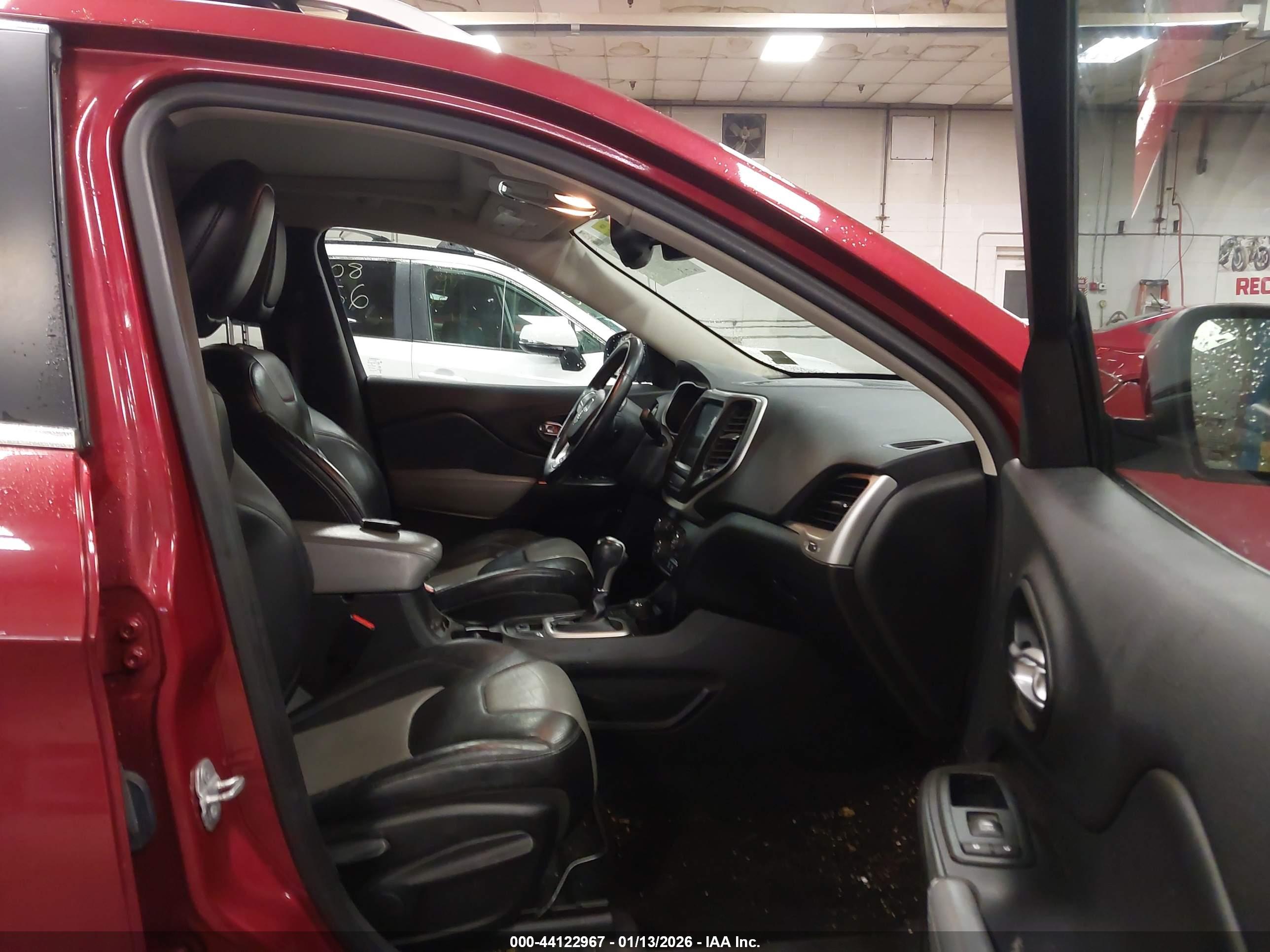 JEEP CHEROKEE image 5