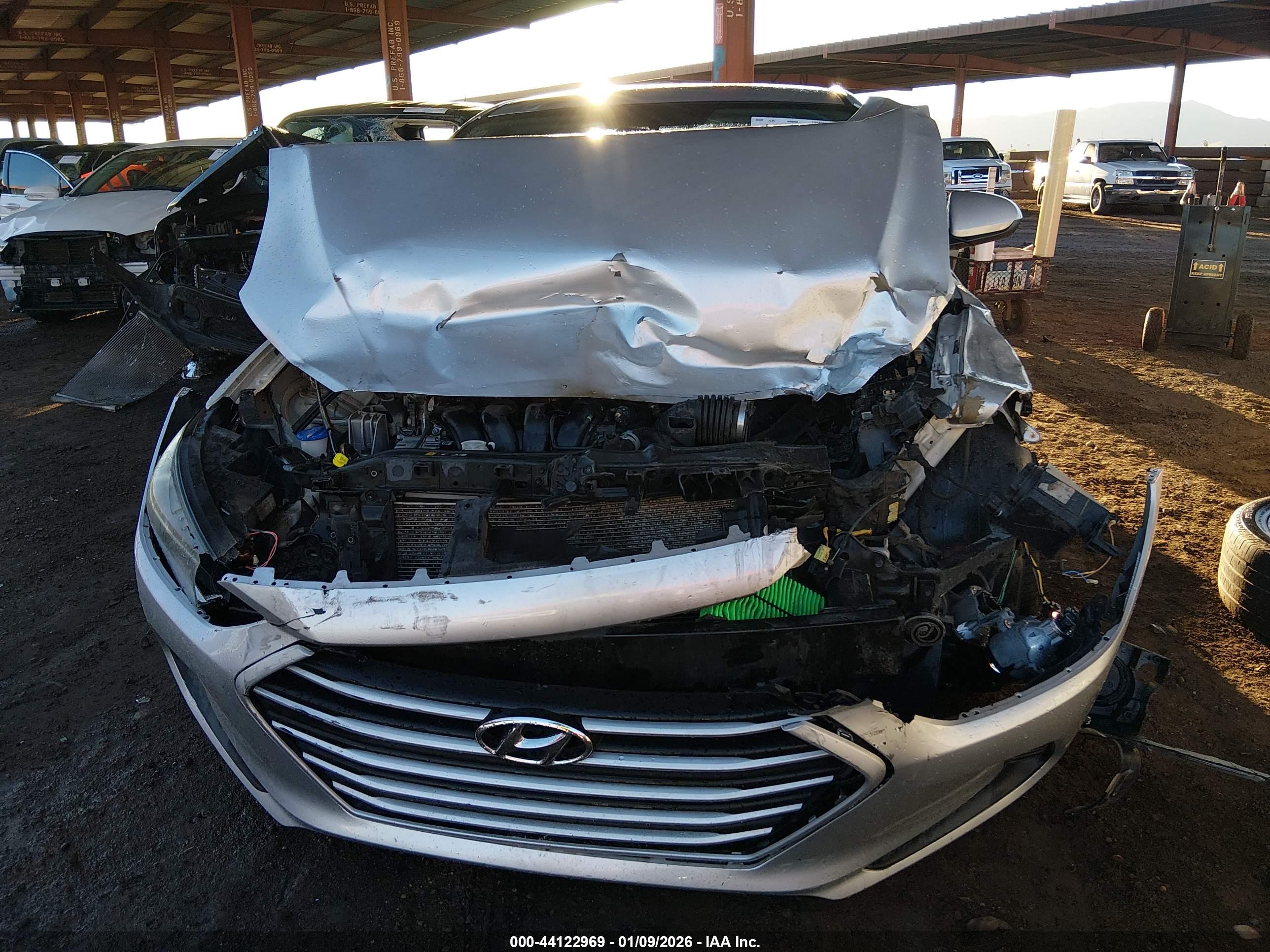 HYUNDAI ELANTRA image 6