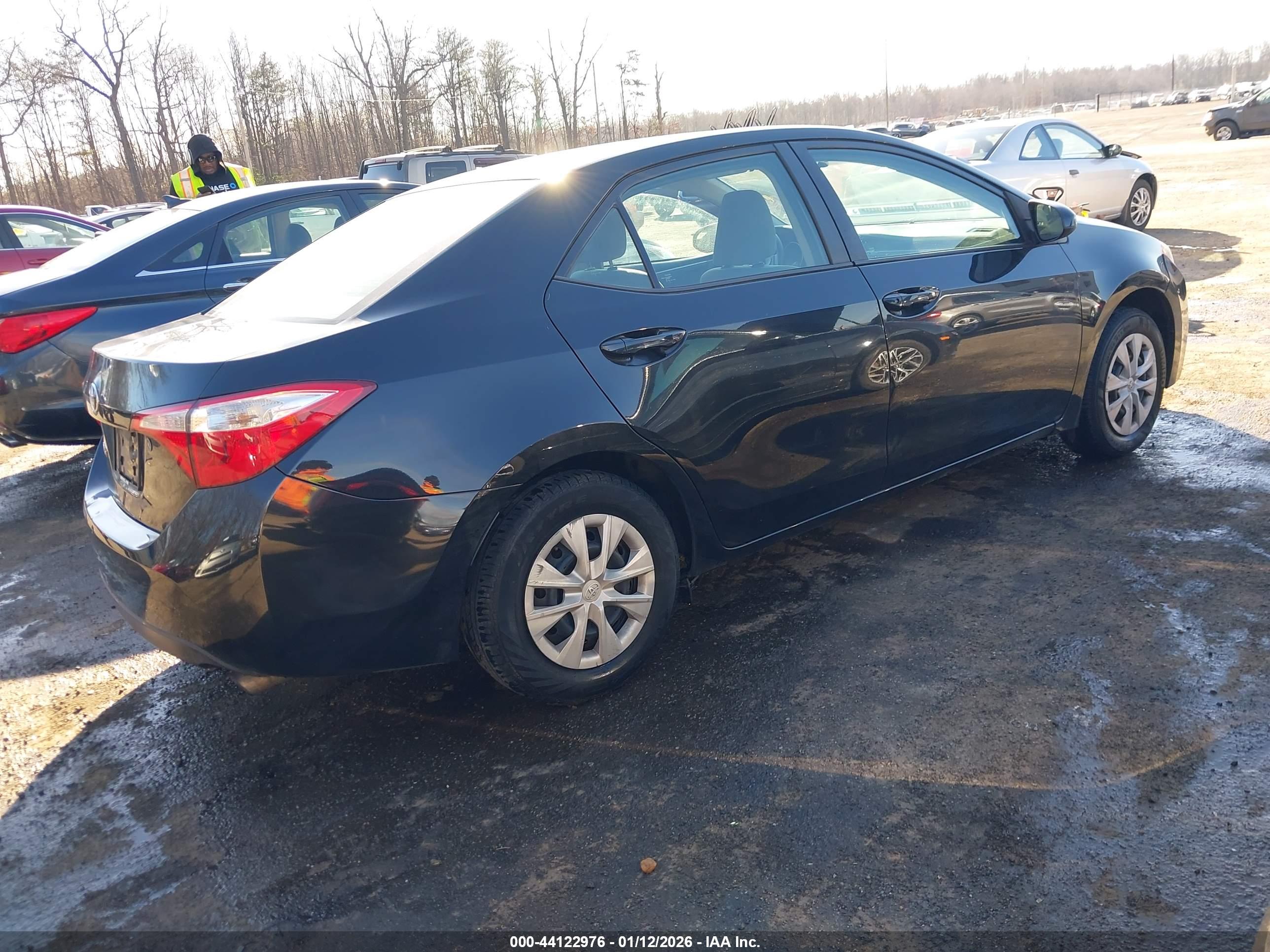 TOYOTA COROLLA image 4