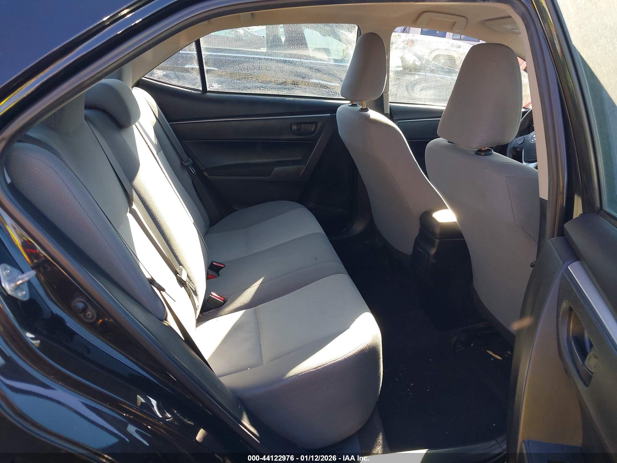 TOYOTA COROLLA image 8