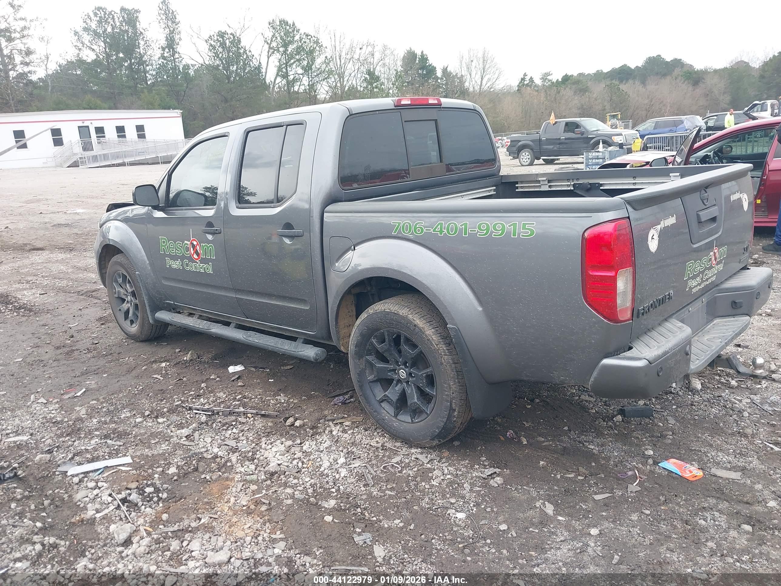 NISSAN FRONTIER image 3
