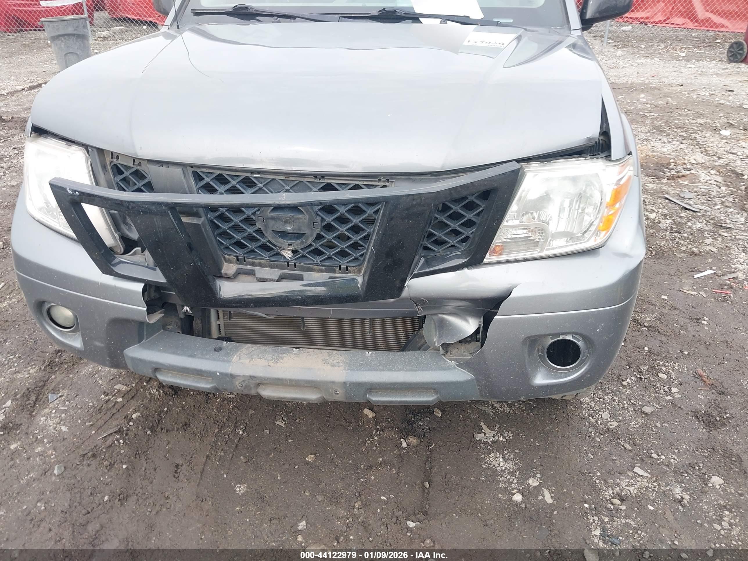 NISSAN FRONTIER image 6