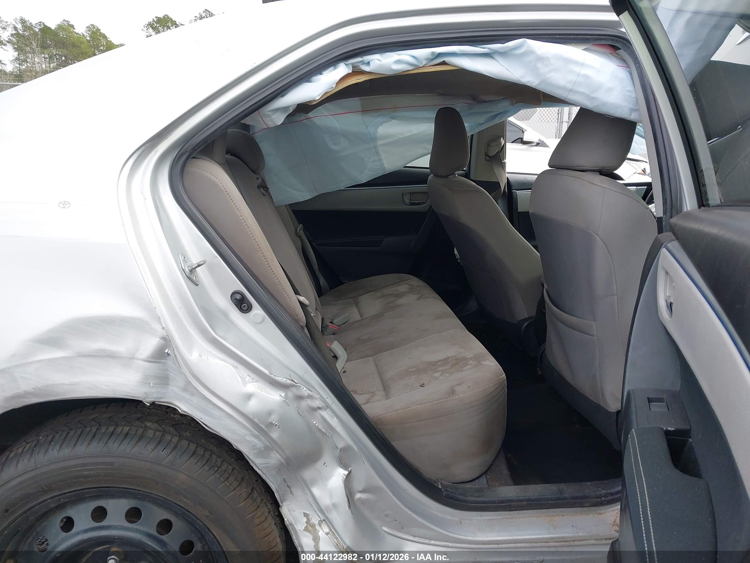 TOYOTA COROLLA image 8