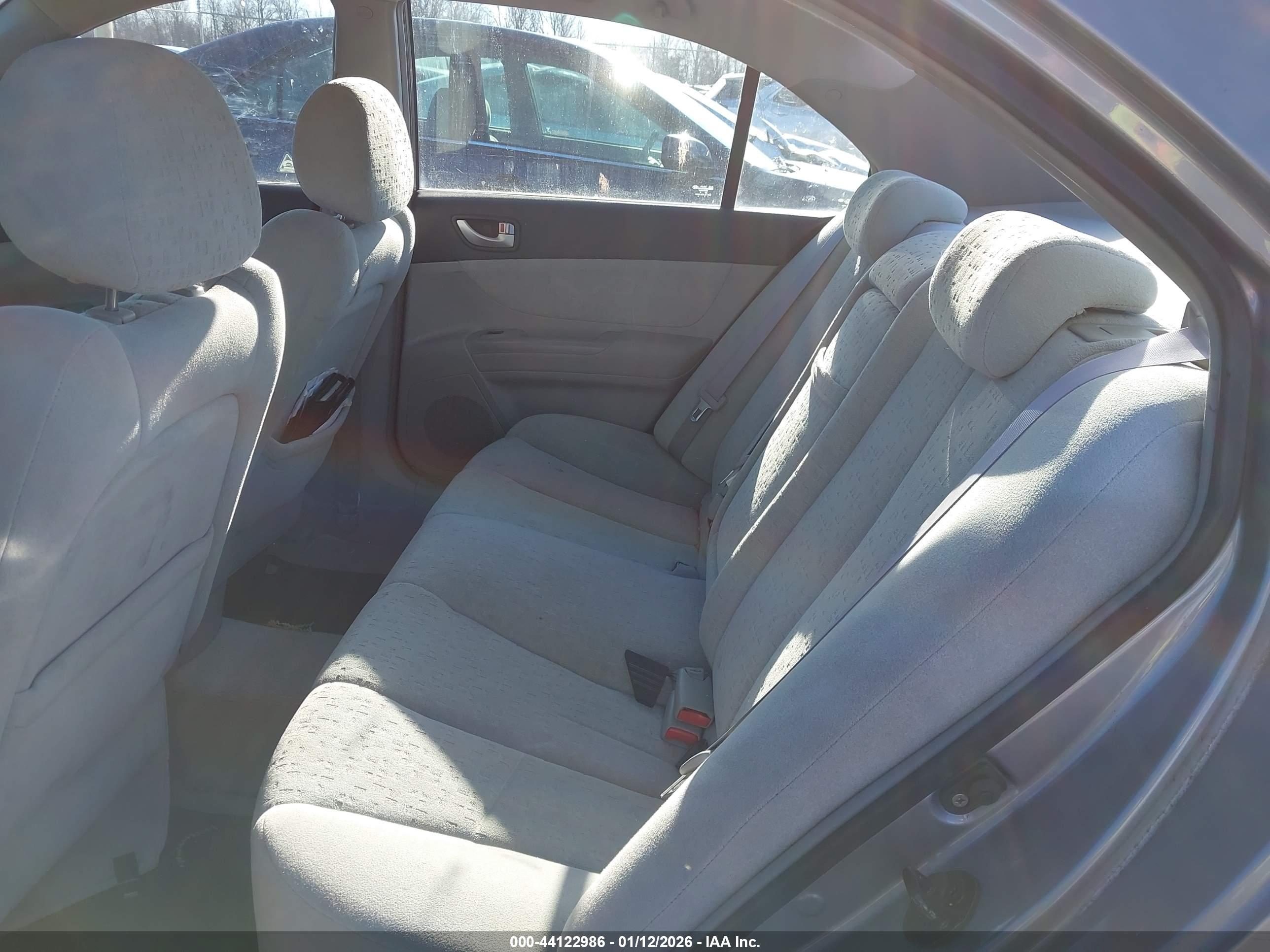 HYUNDAI SONATA image 8