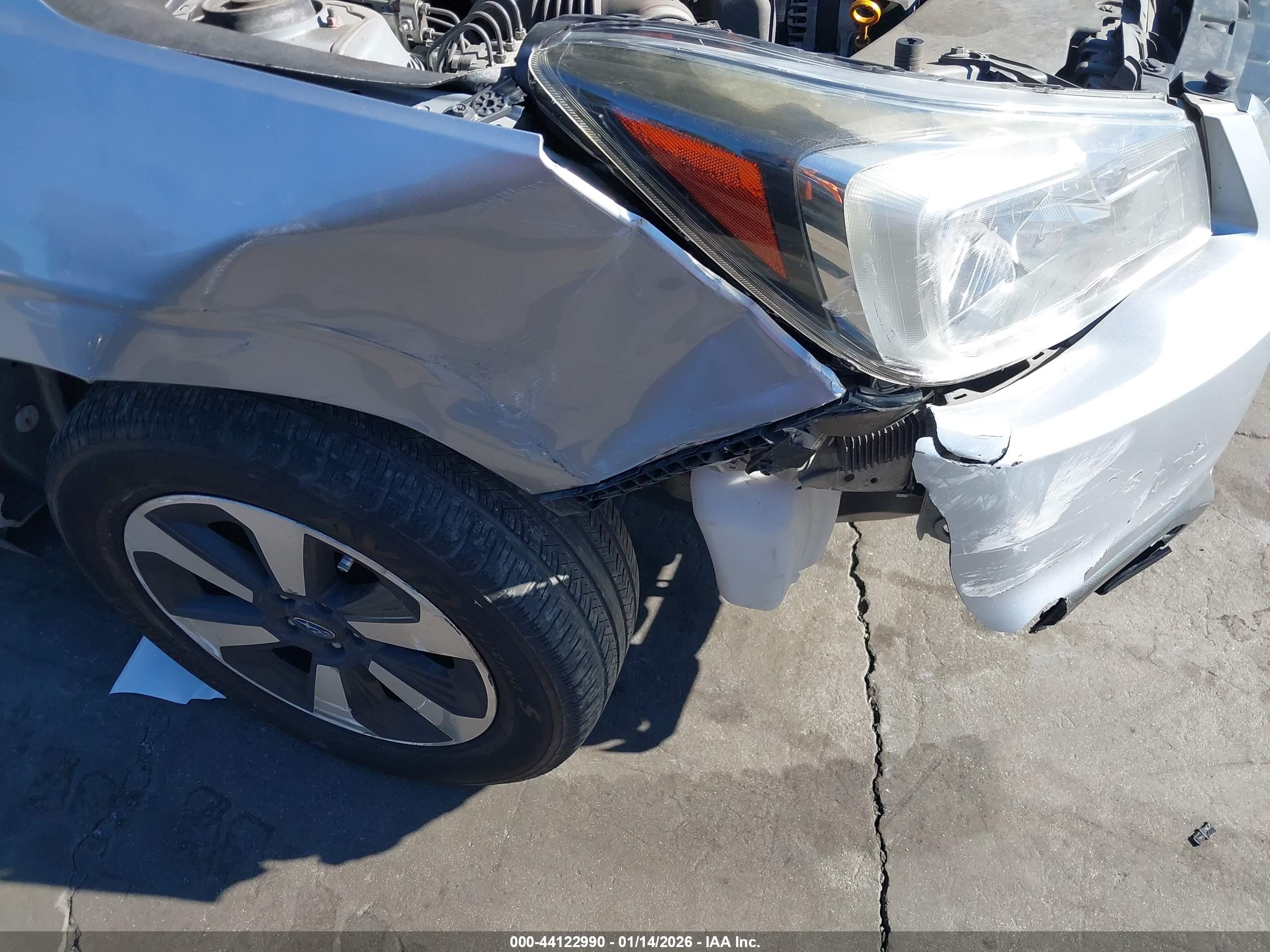 SUBARU FORESTER image 6