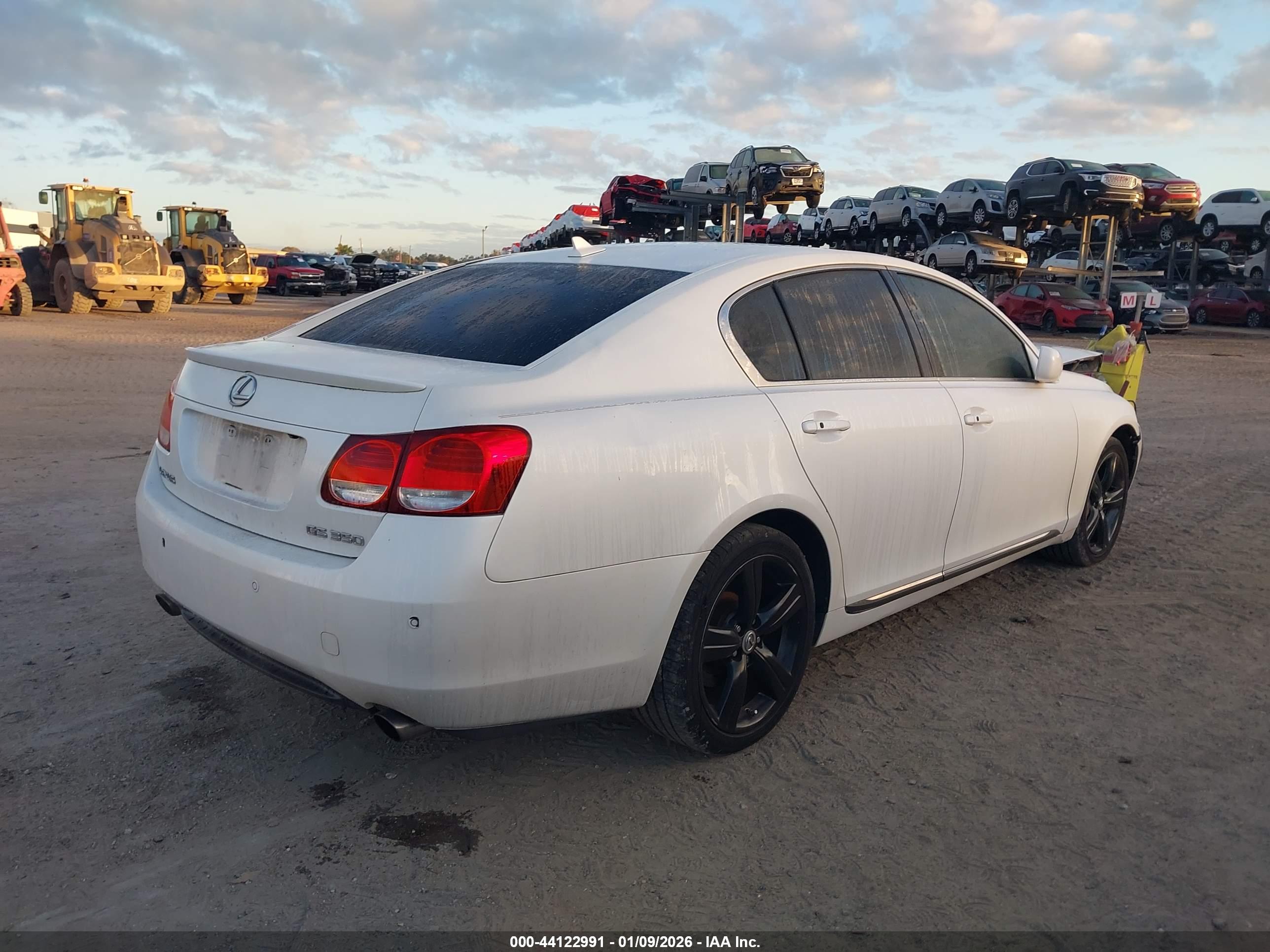 LEXUS GS image 4