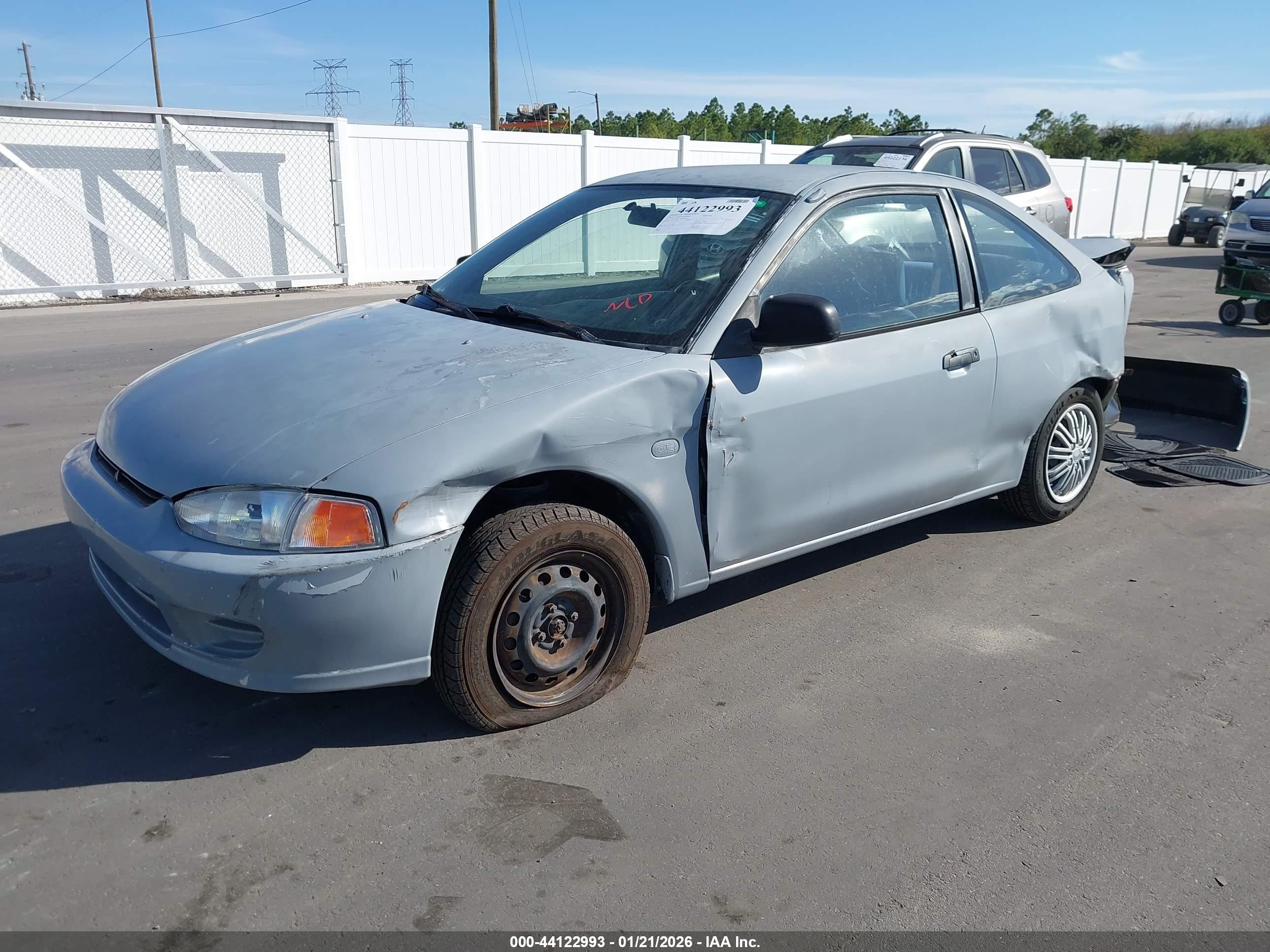 MITSUBISHI MIRAGE image 2