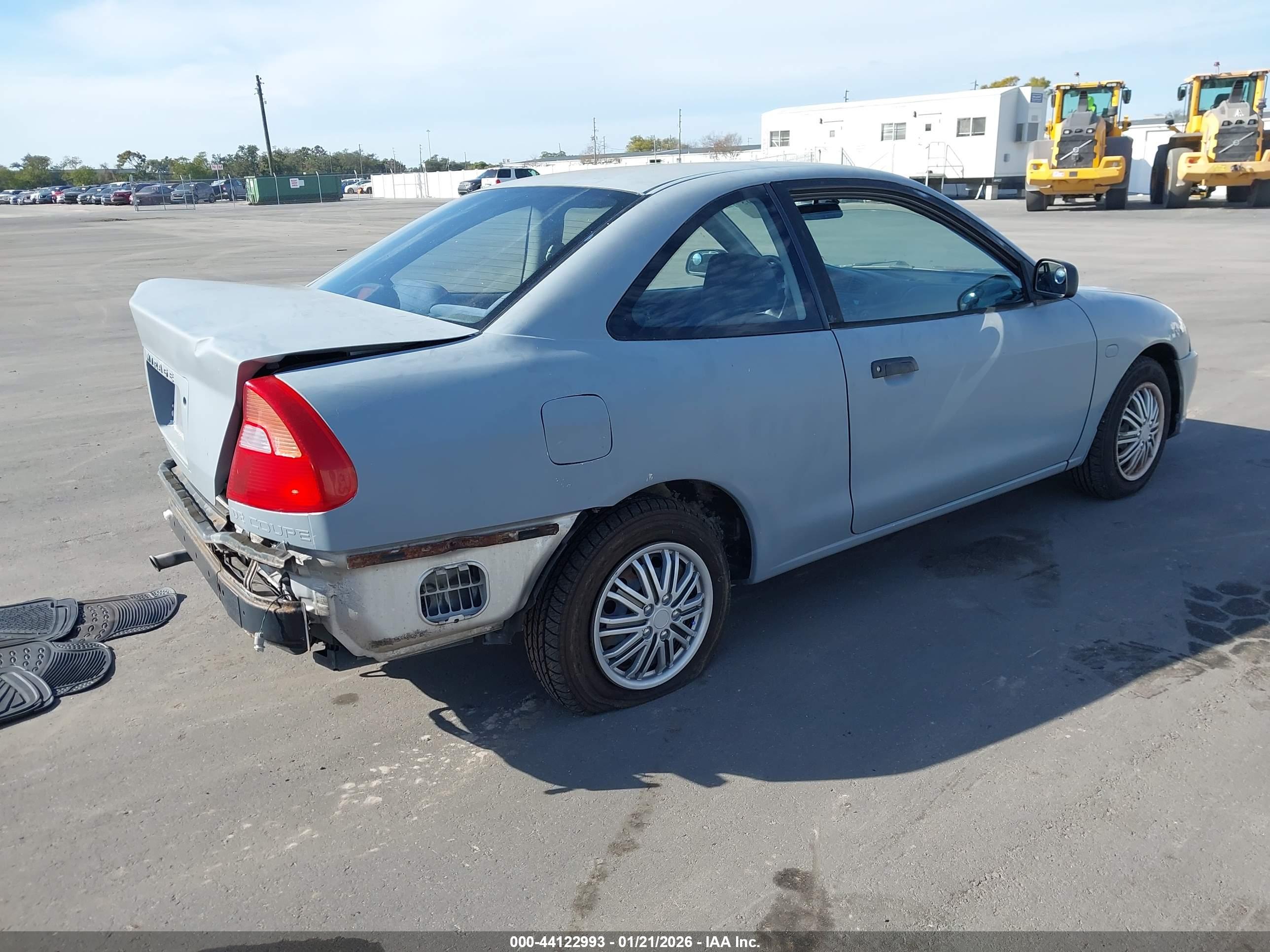 MITSUBISHI MIRAGE image 4