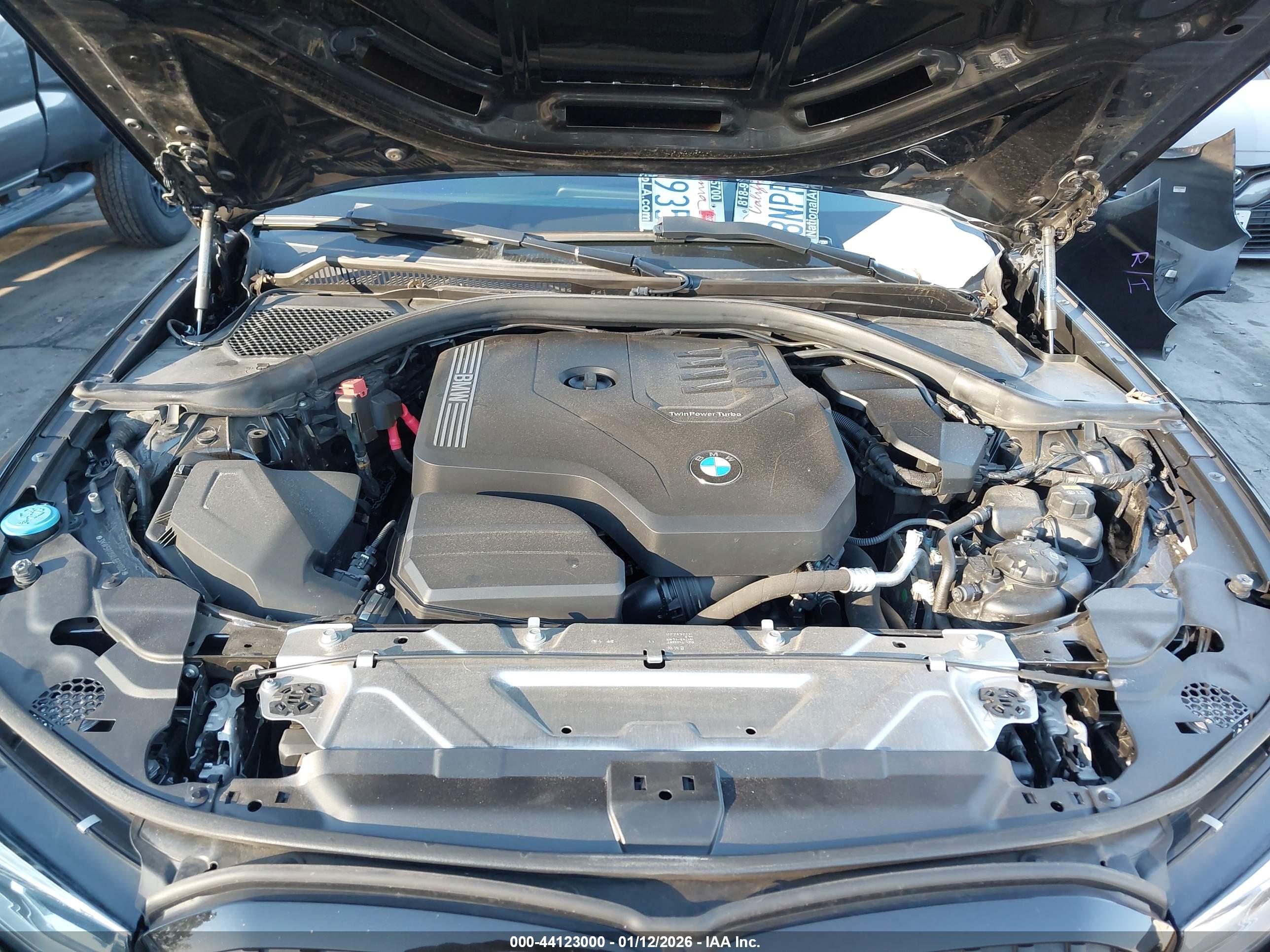 BMW 330I image 10
