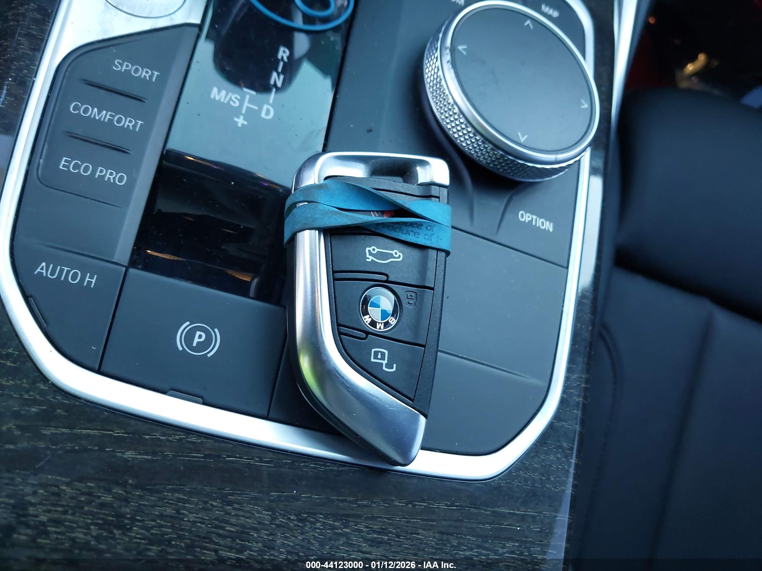 BMW 330I image 11