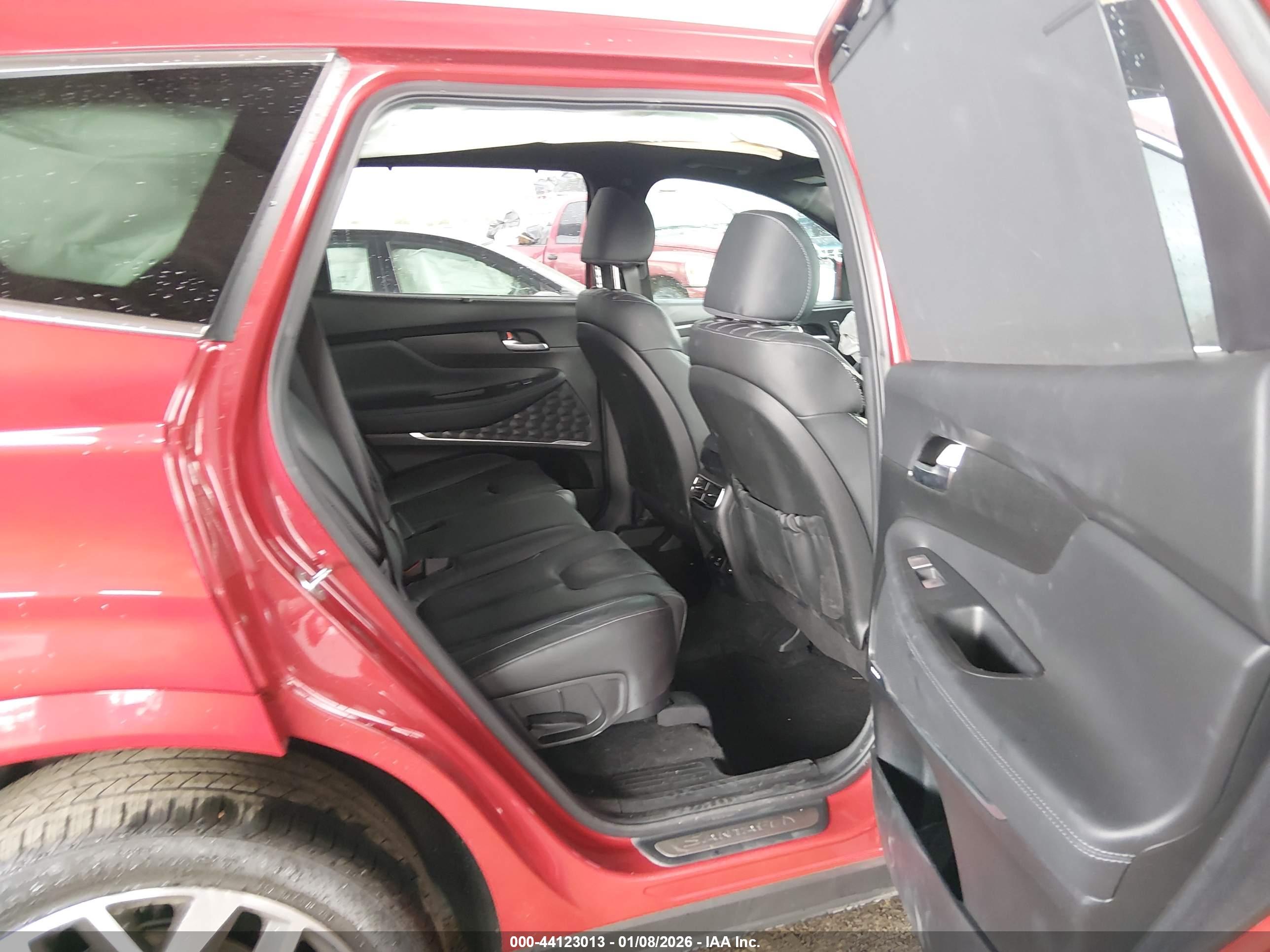 HYUNDAI SANTA image 8