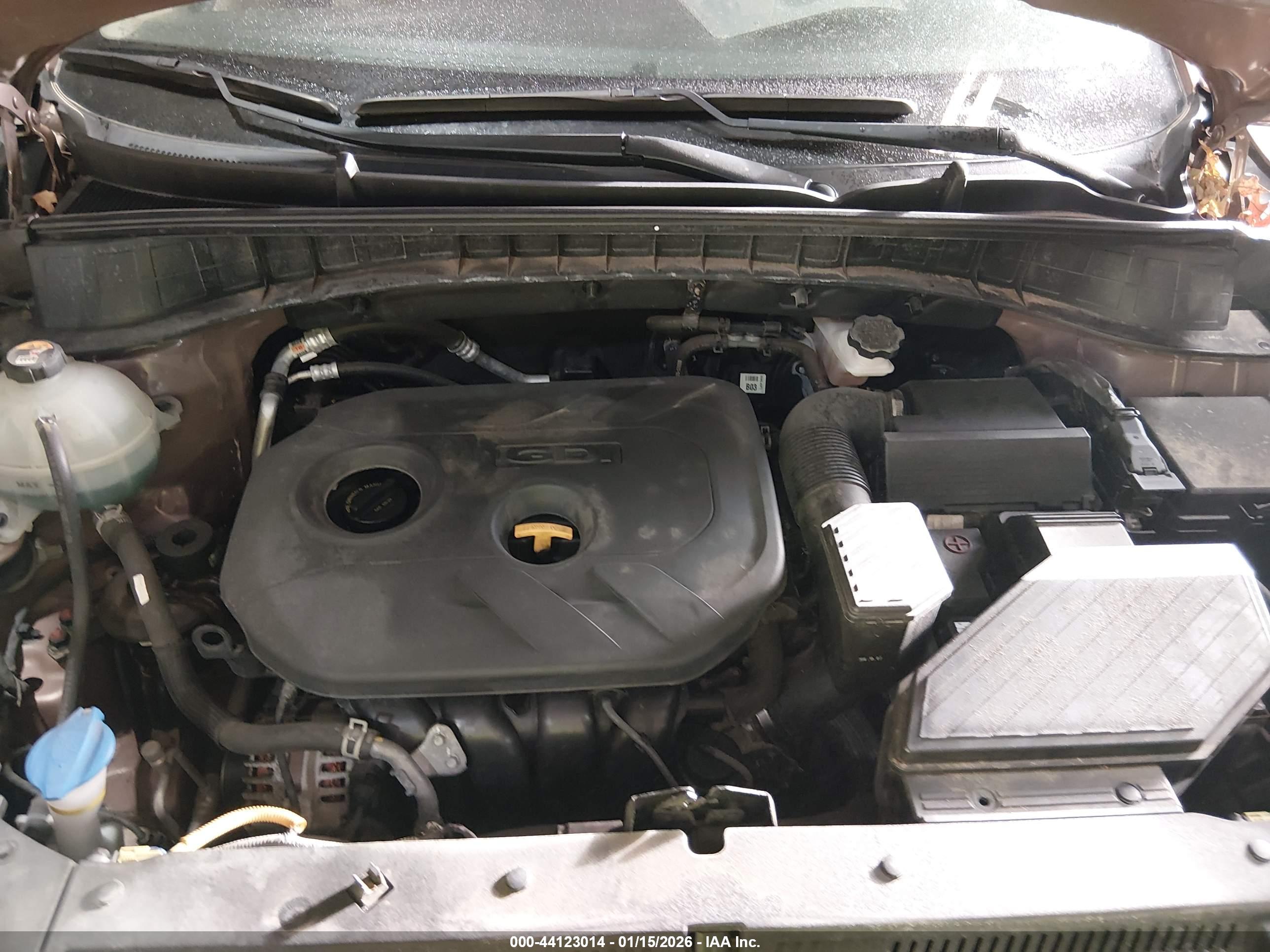HYUNDAI TUCSON image 10