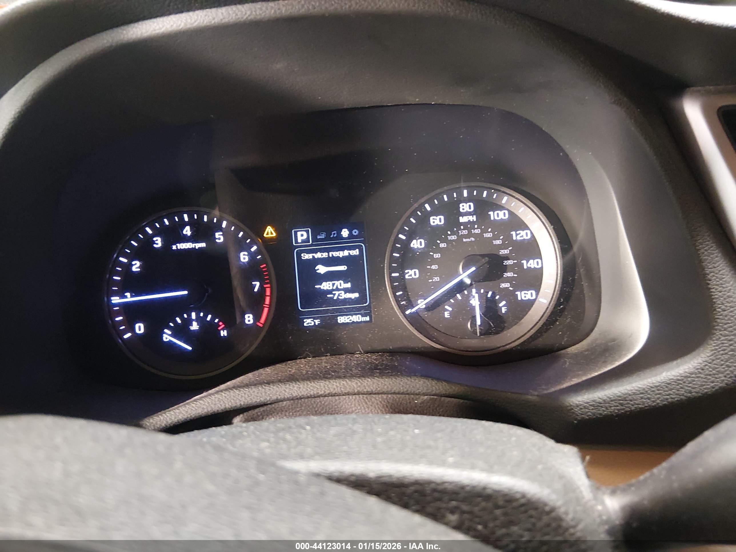 HYUNDAI TUCSON image 7