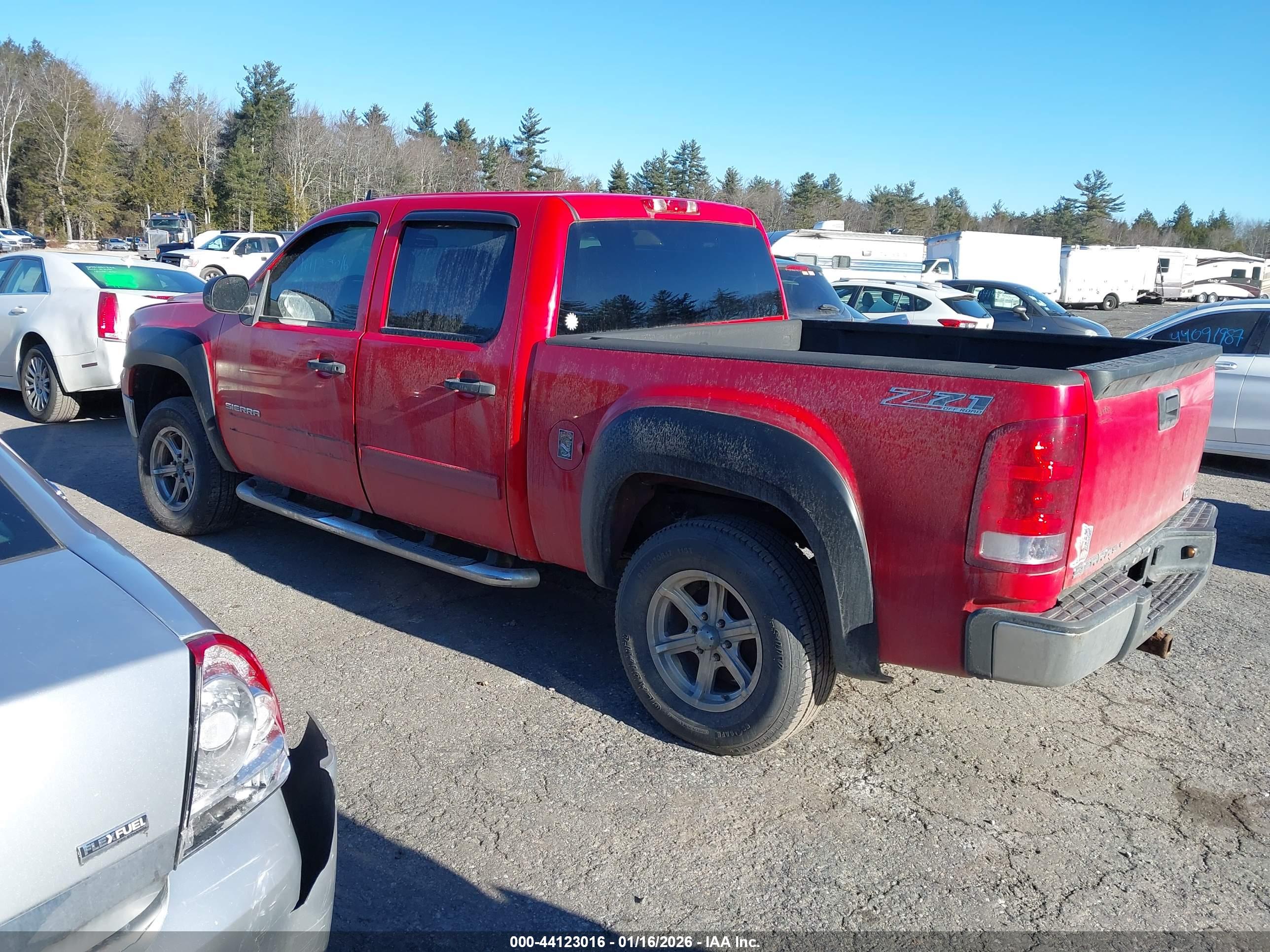 GMC SIERRA image 3