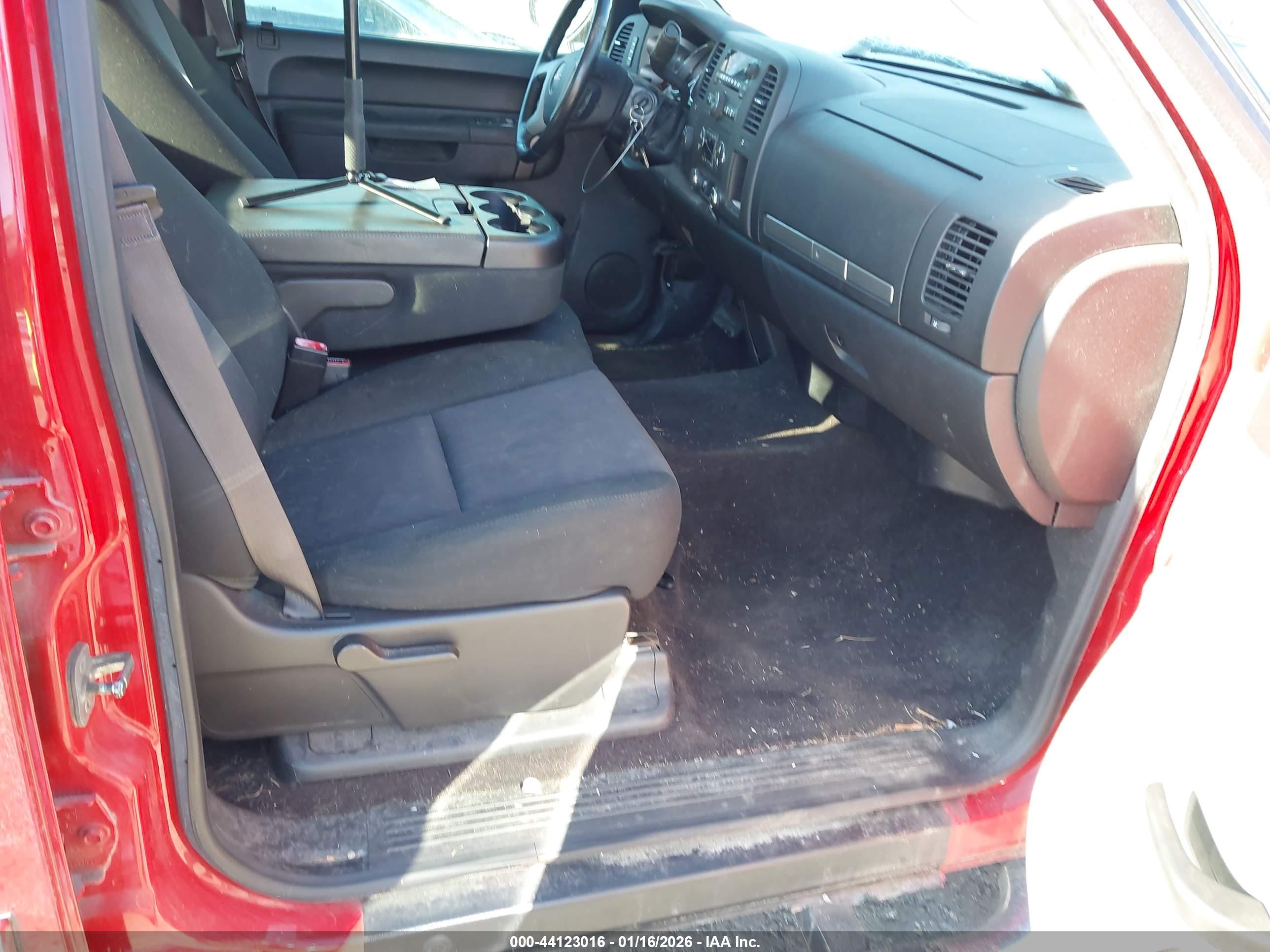 GMC SIERRA image 5
