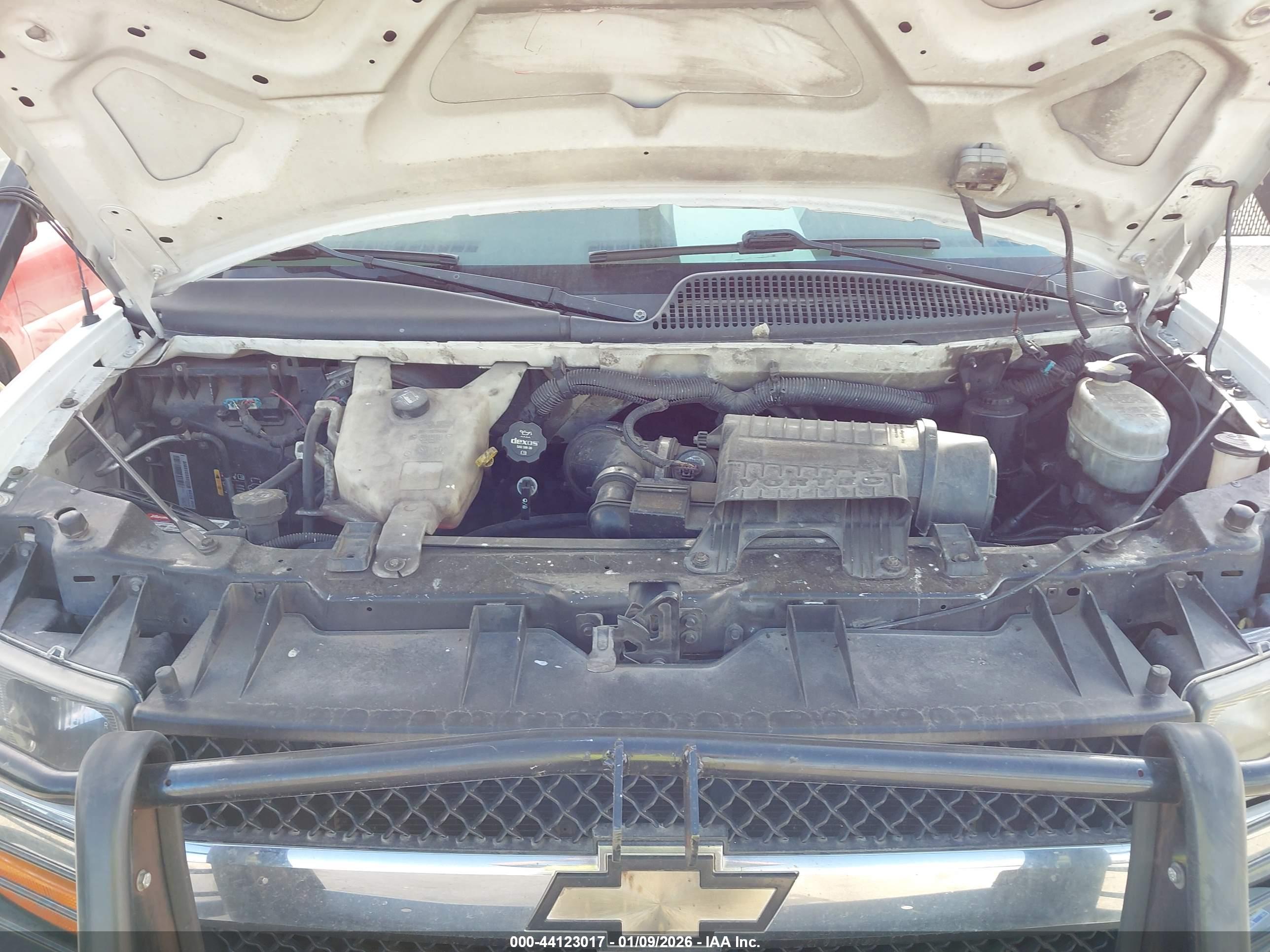 CHEVROLET EXPRESS image 10