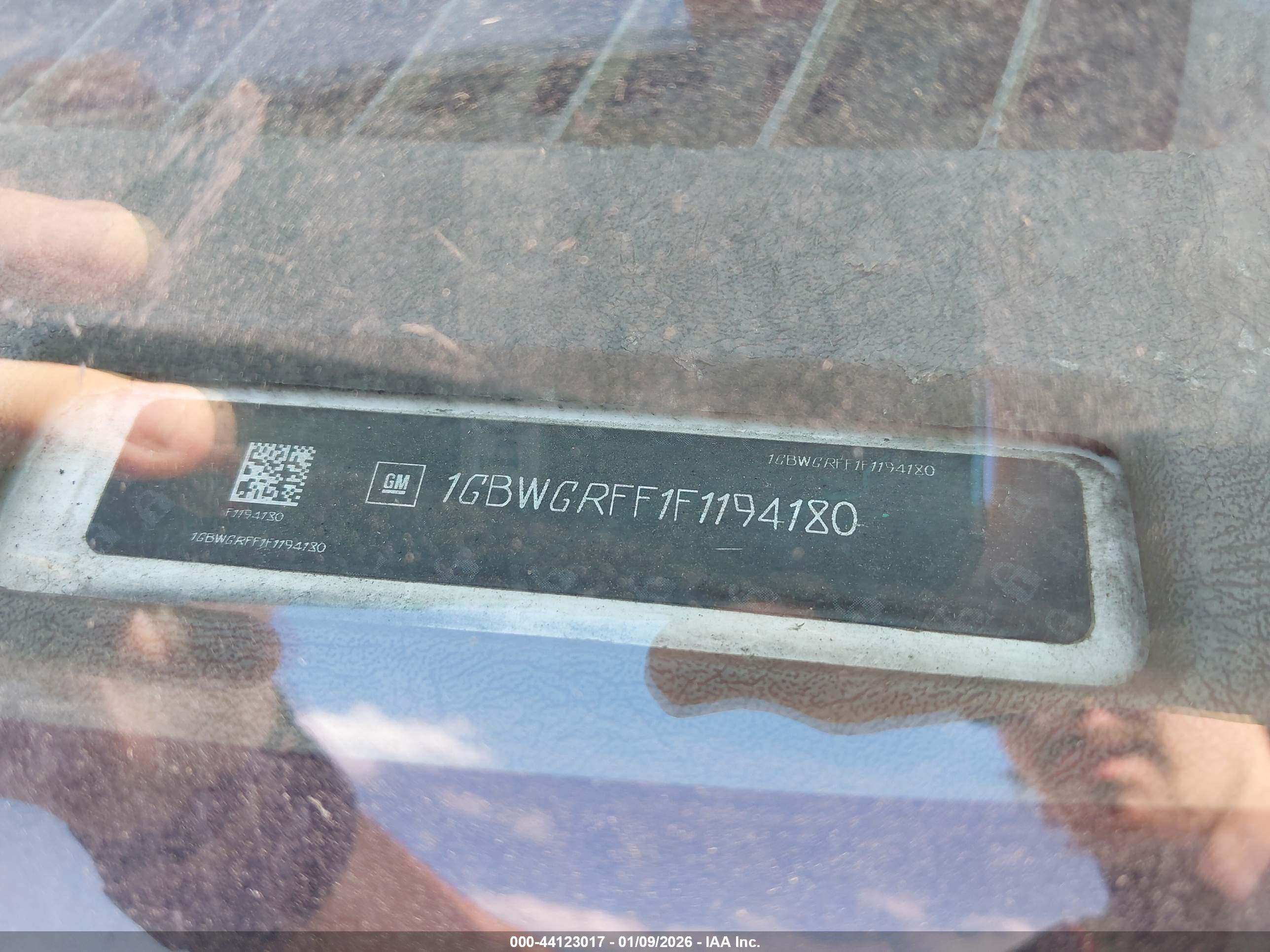 CHEVROLET EXPRESS image 9