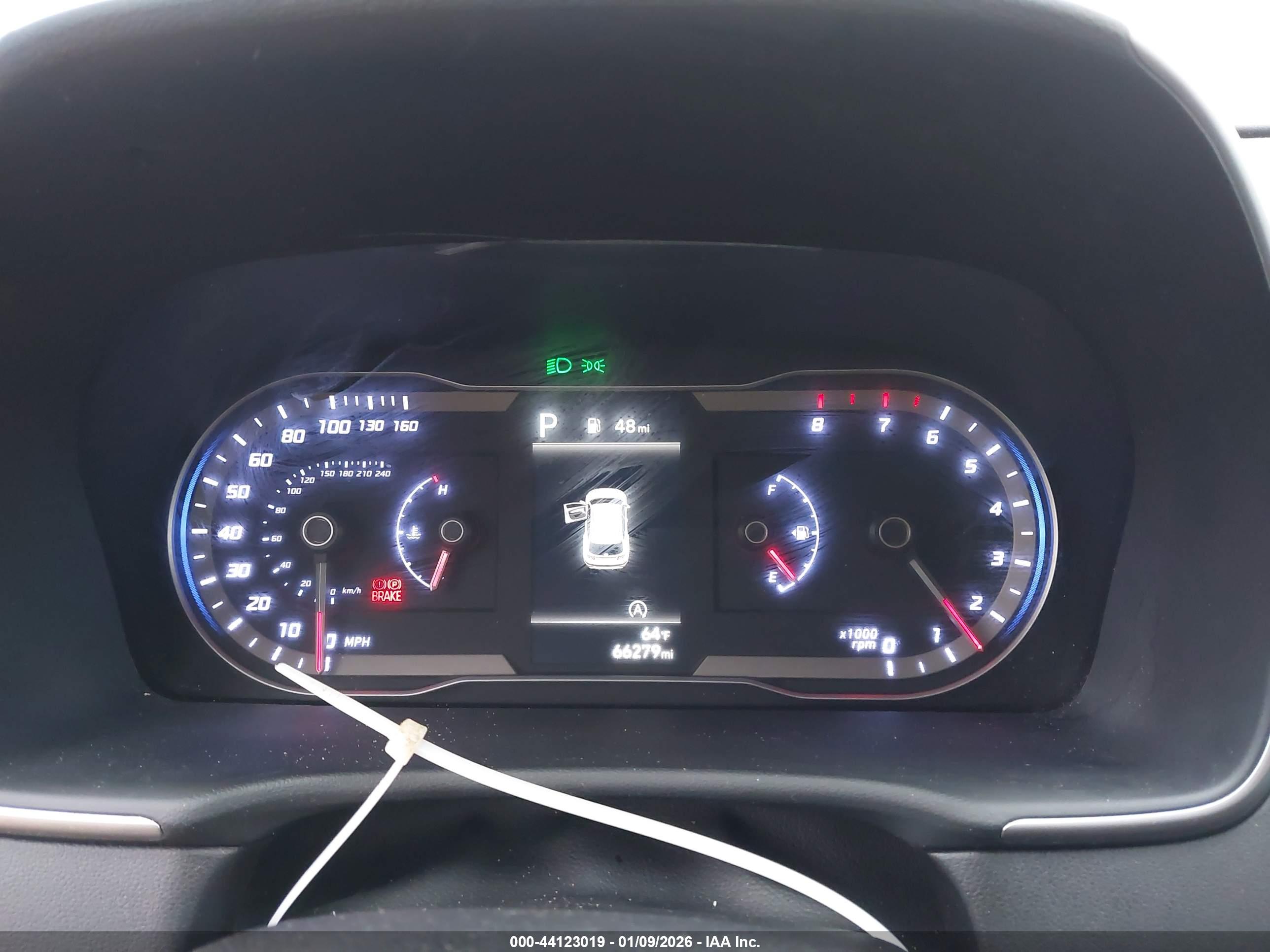 HYUNDAI TUCSON image 7