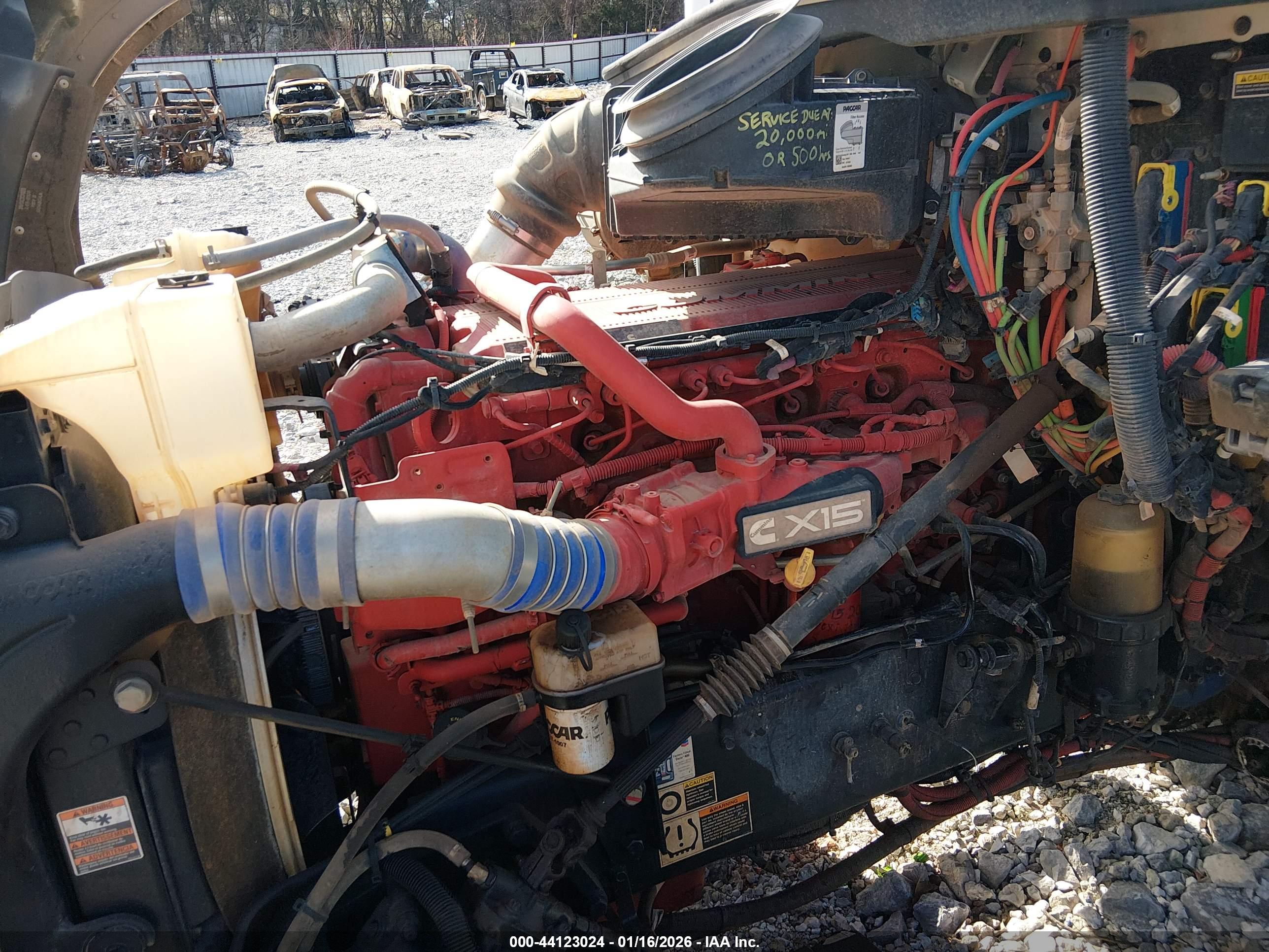 KENWORTH T880 image 10