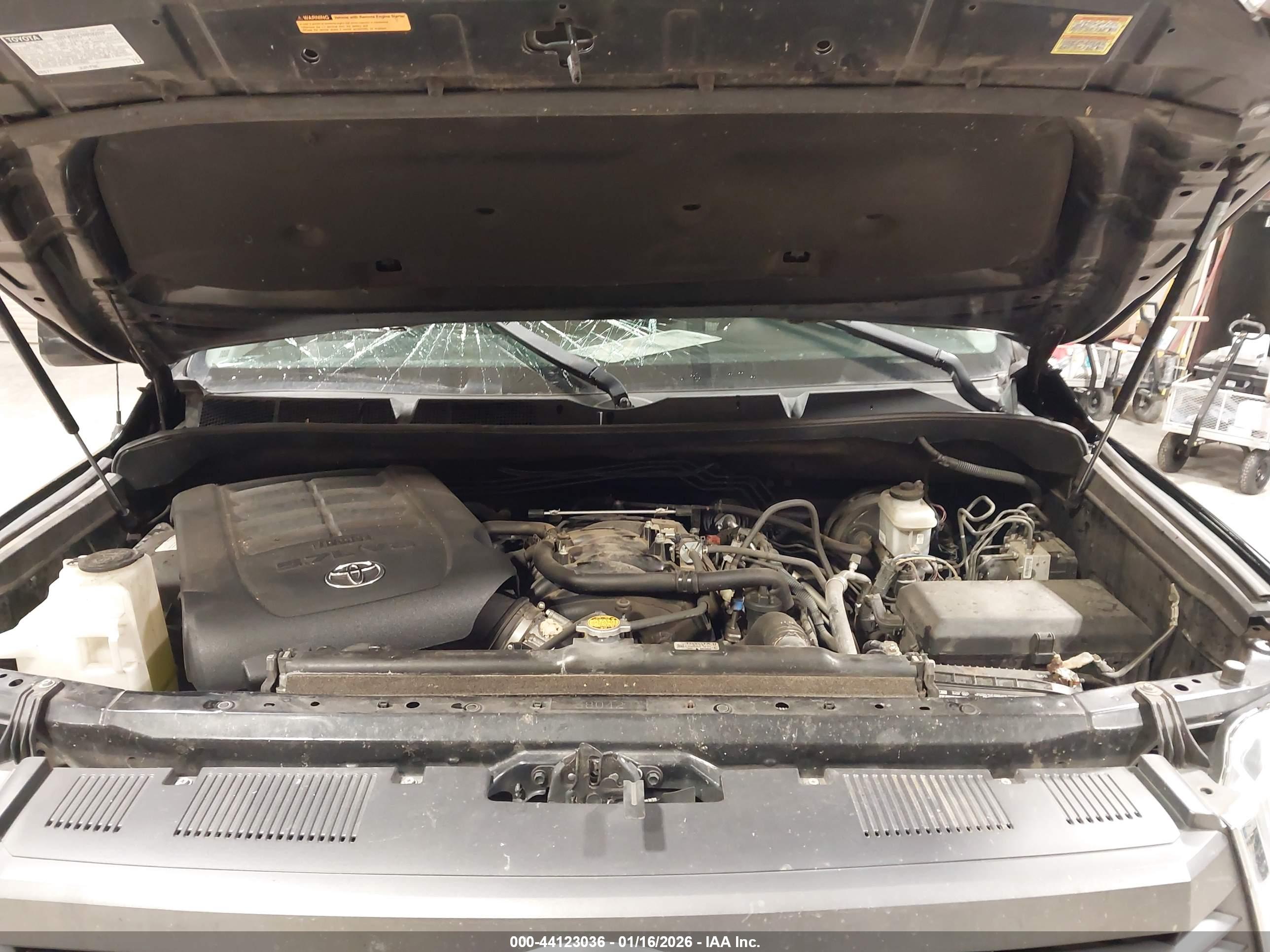 TOYOTA TUNDRA image 10