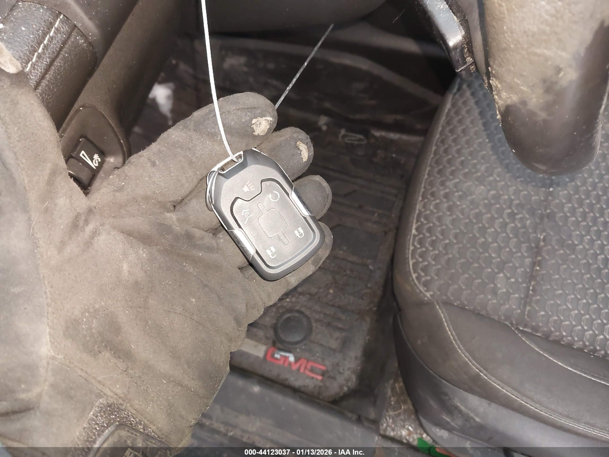 GMC ACADIA image 11