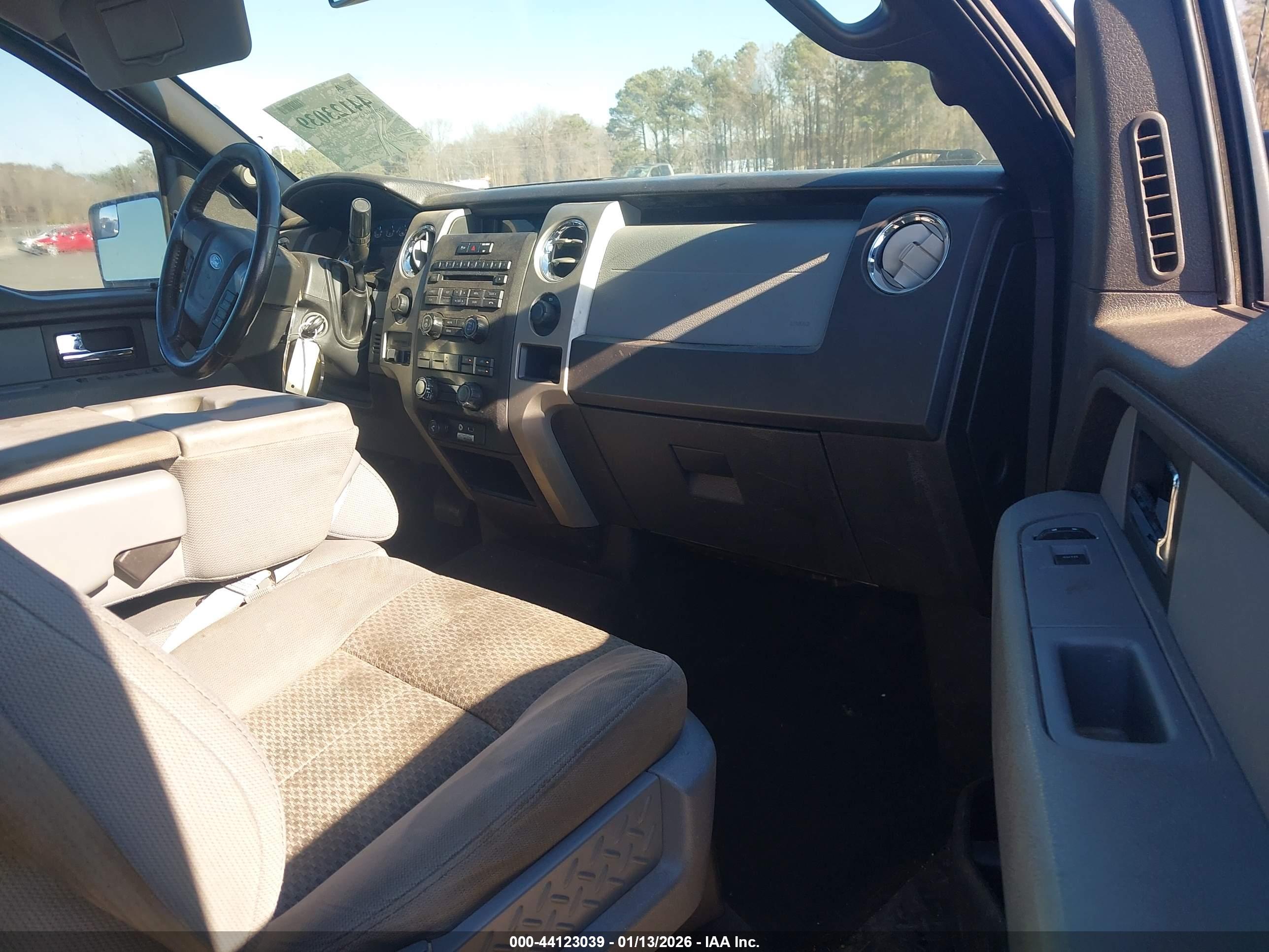 FORD F-150 image 5