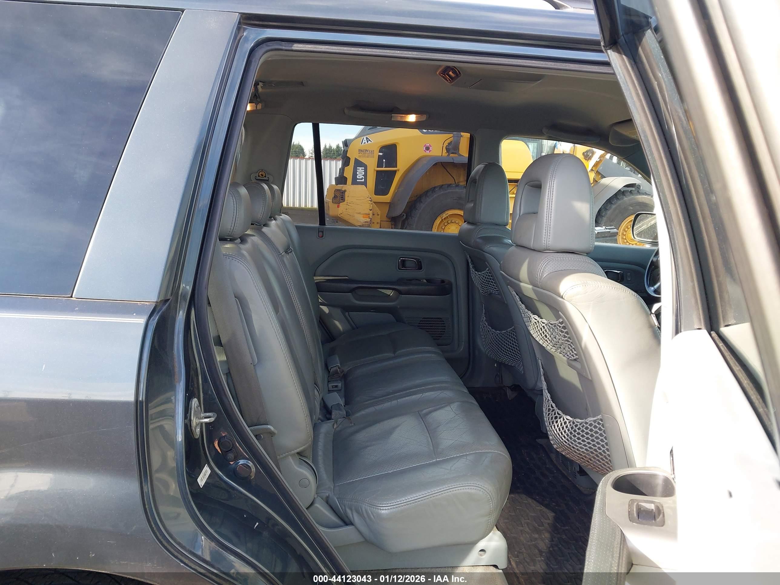 HONDA PILOT image 8