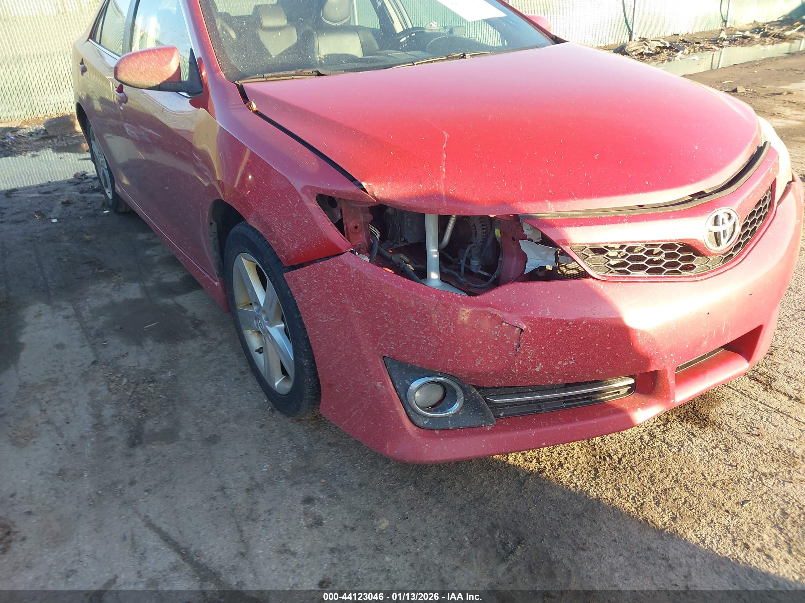 TOYOTA CAMRY image 6
