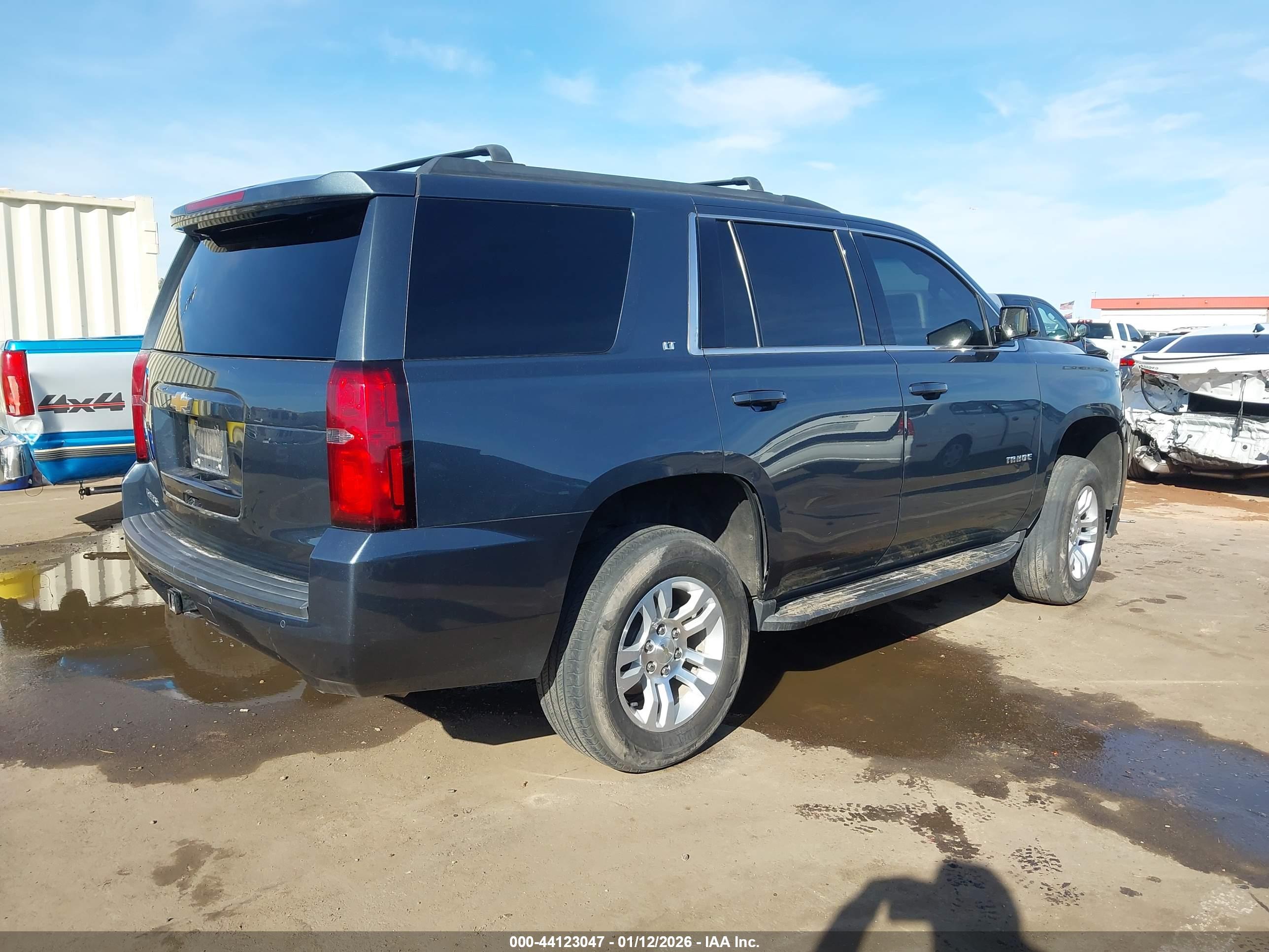 CHEVROLET TAHOE image 4